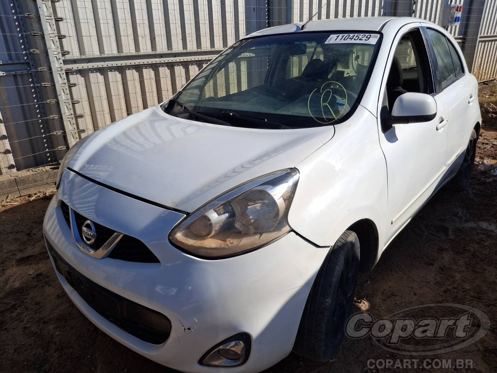 Nissan March 2016 — foto 2