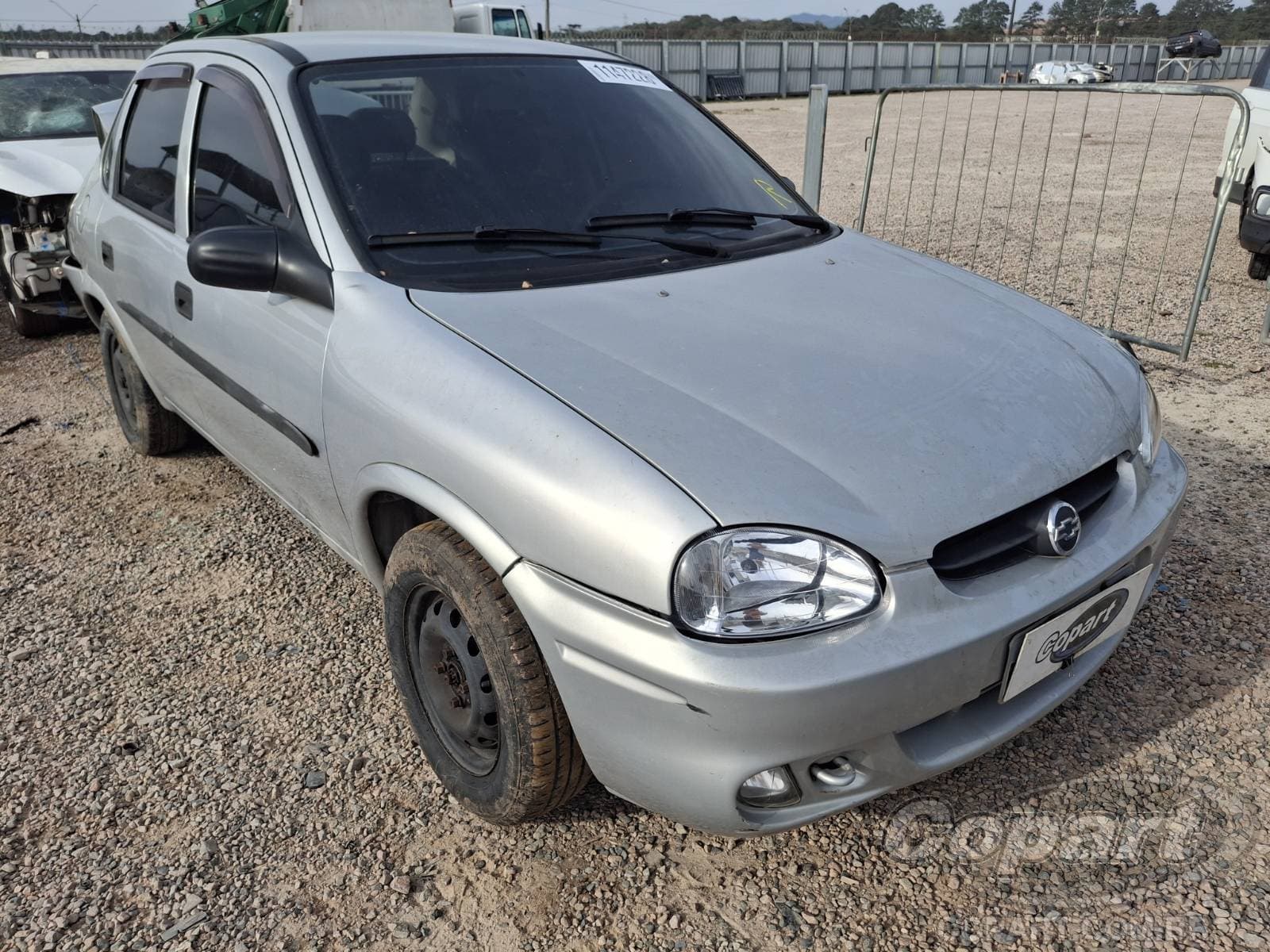 Chevrolet Corsa Sedan 2004 — foto 1