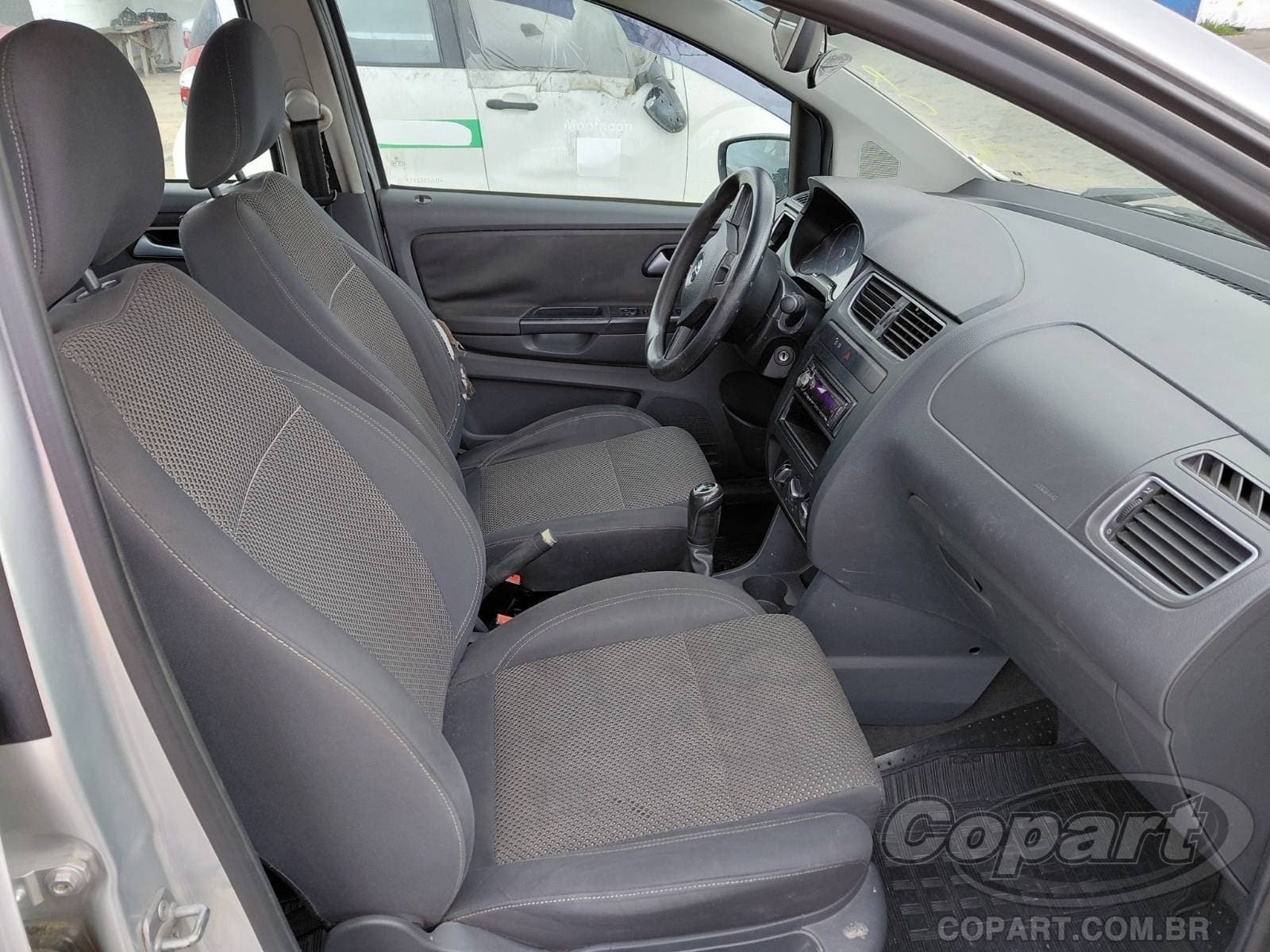 Volkswagen Spacefox 2011 — foto 5