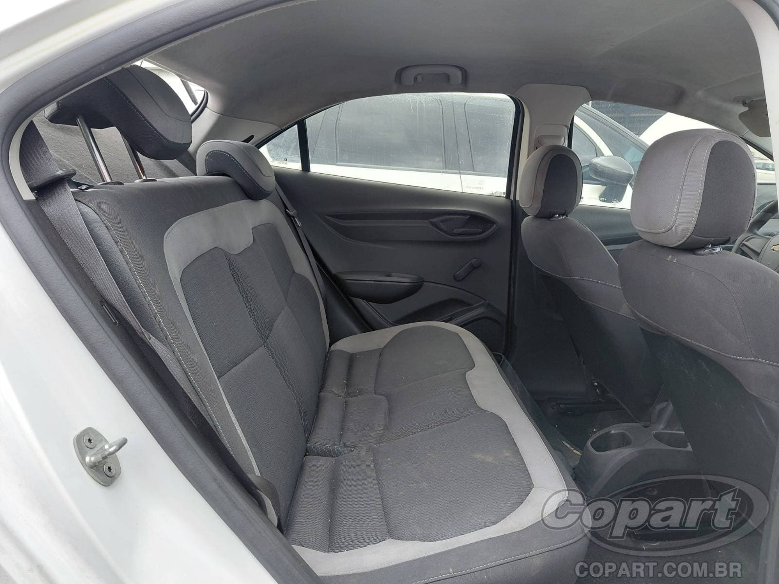 Chevrolet Onix 2015 — foto 6