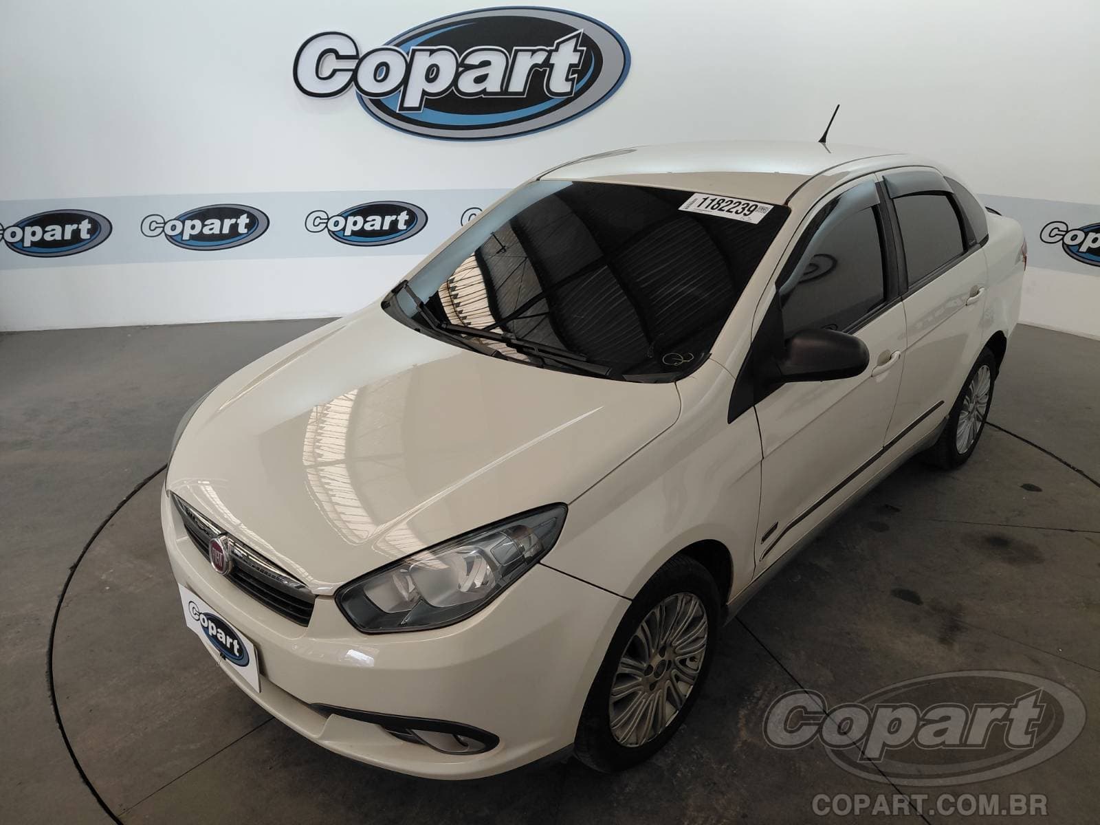Fiat Grand Siena 2014 — foto 2