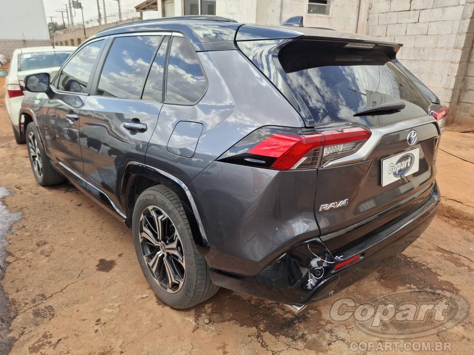 Toyota Rav4 2024 — foto 3