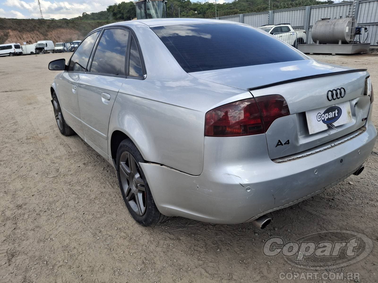 Audi A4 2005 — foto 3