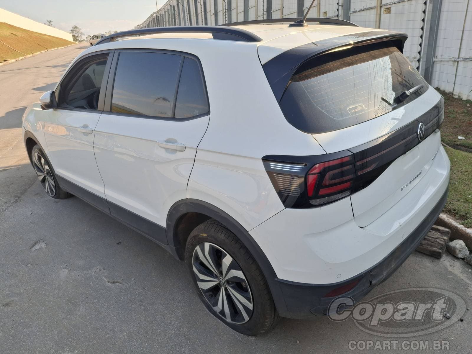 Volkswagen T-cross 2024 — foto 3