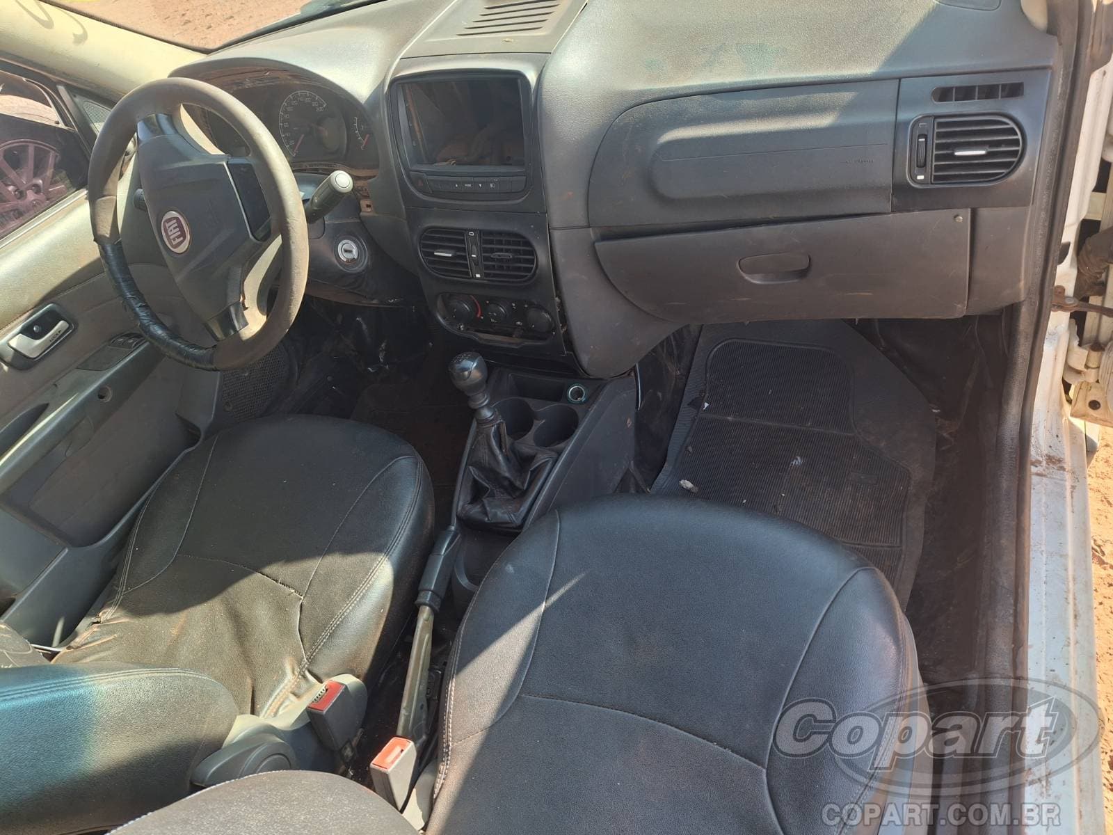 Fiat Strada 2014 — foto 9