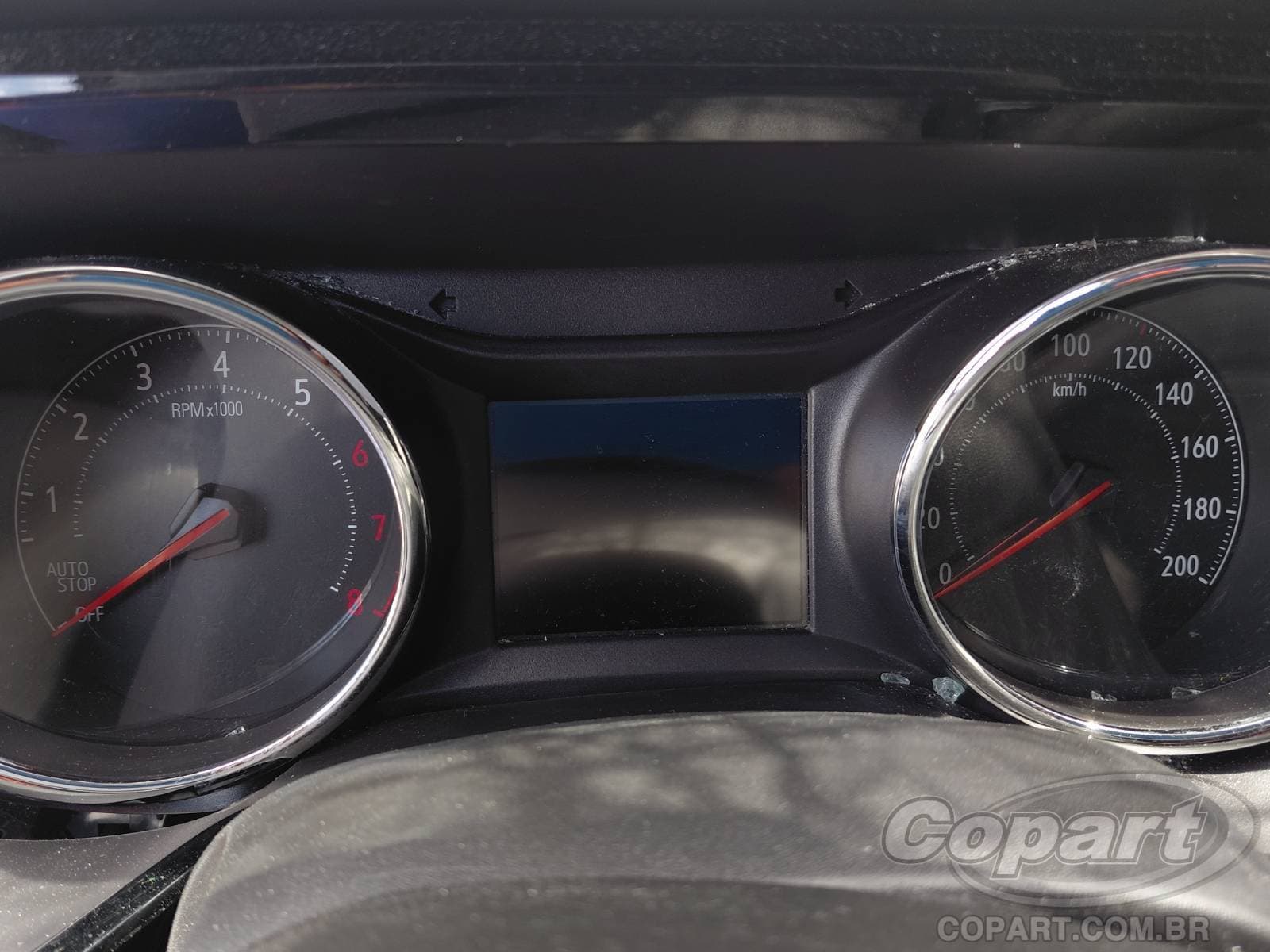 Chevrolet Tracker 2027 — foto 8