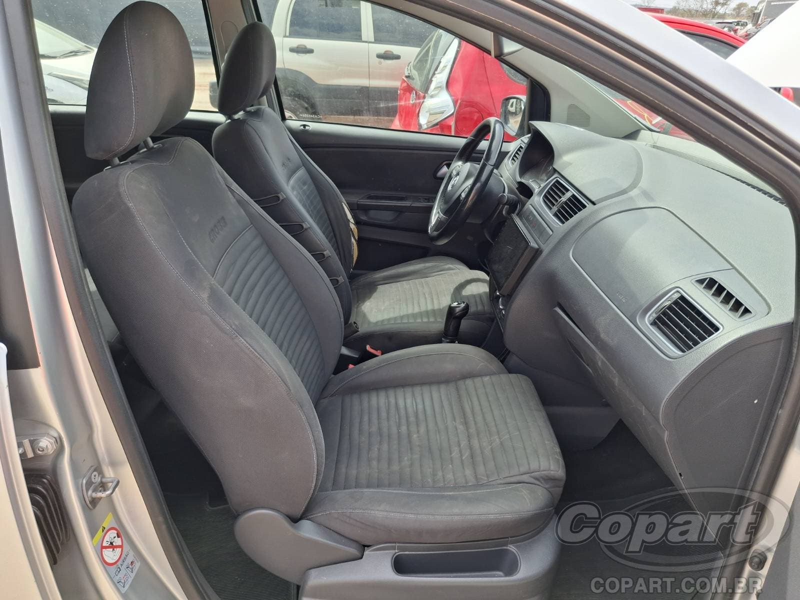 Volkswagen Spacefox 2012 — foto 5