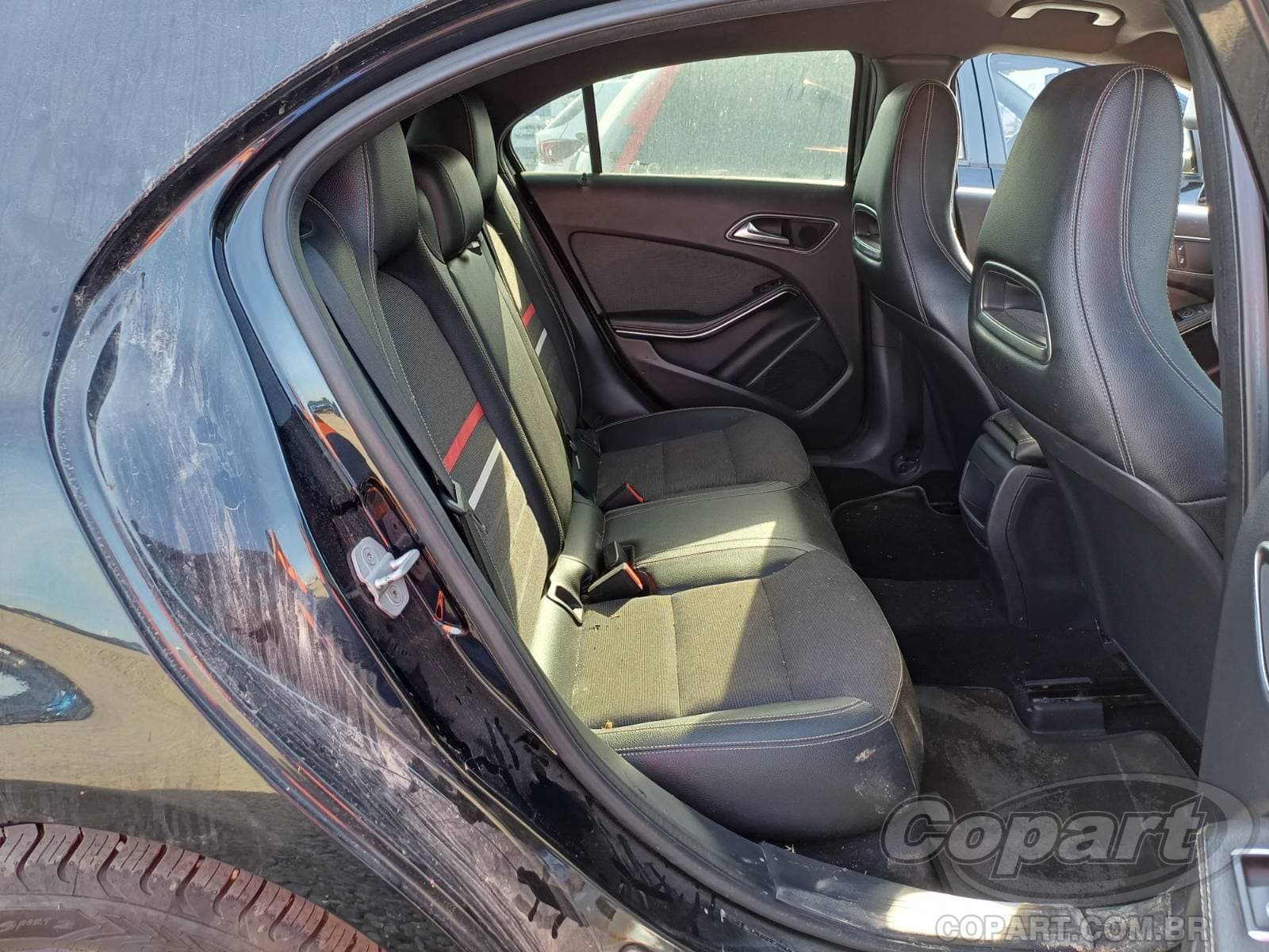 Mercedes-Benz Classe a 2015 — foto 6