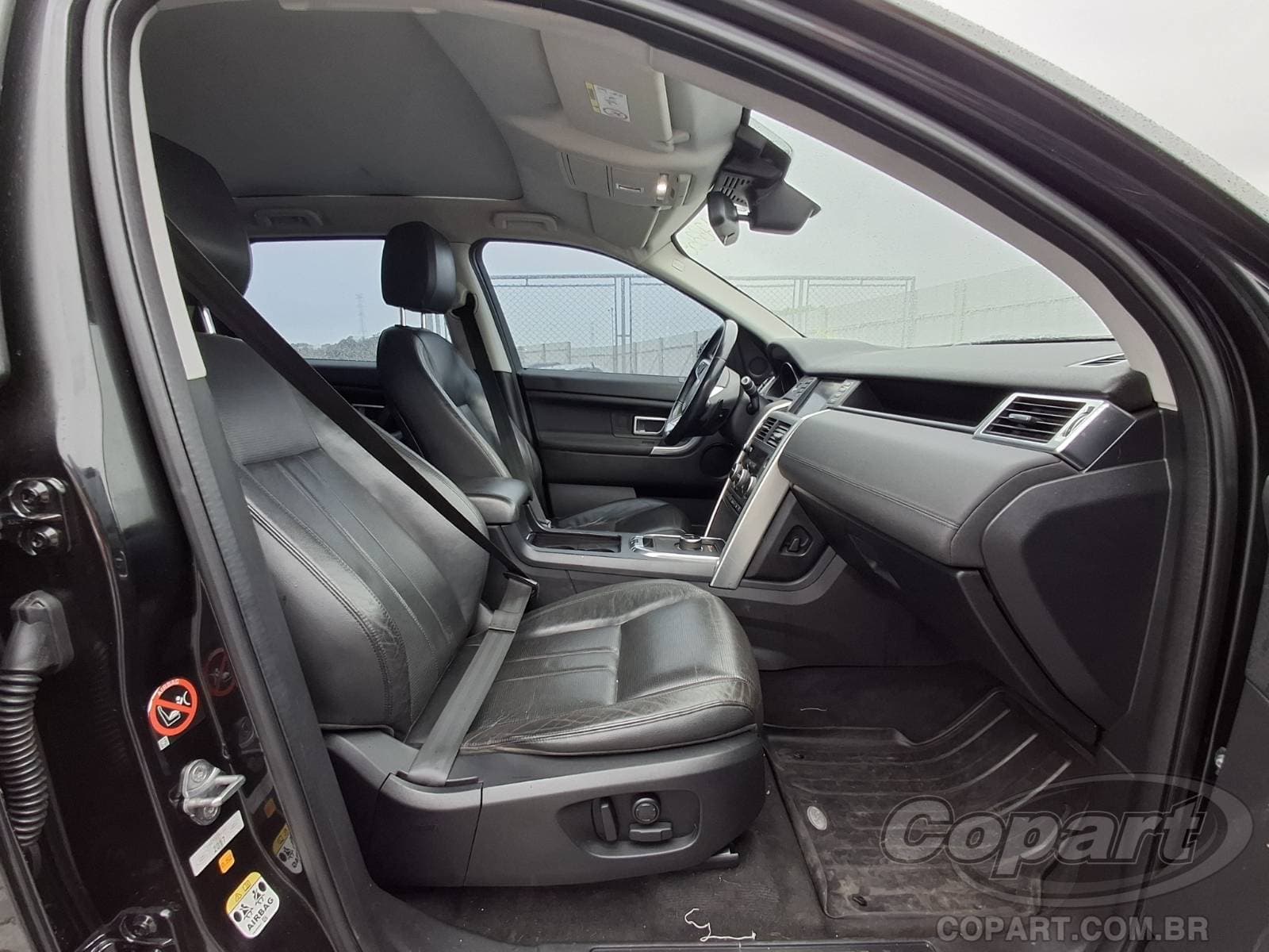 Land Rover Discovery Sport 2017 — foto 11