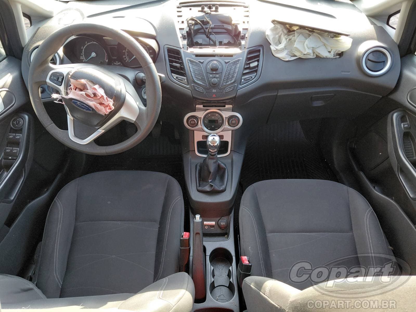 Ford Fiesta 2017 — foto 9