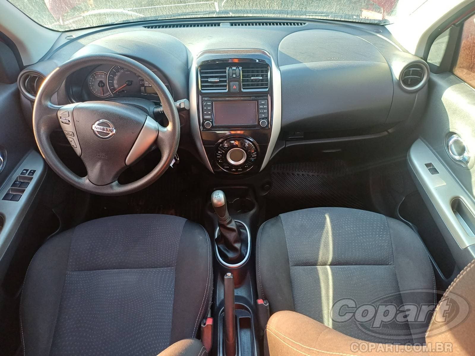 Nissan March 2016 — foto 9