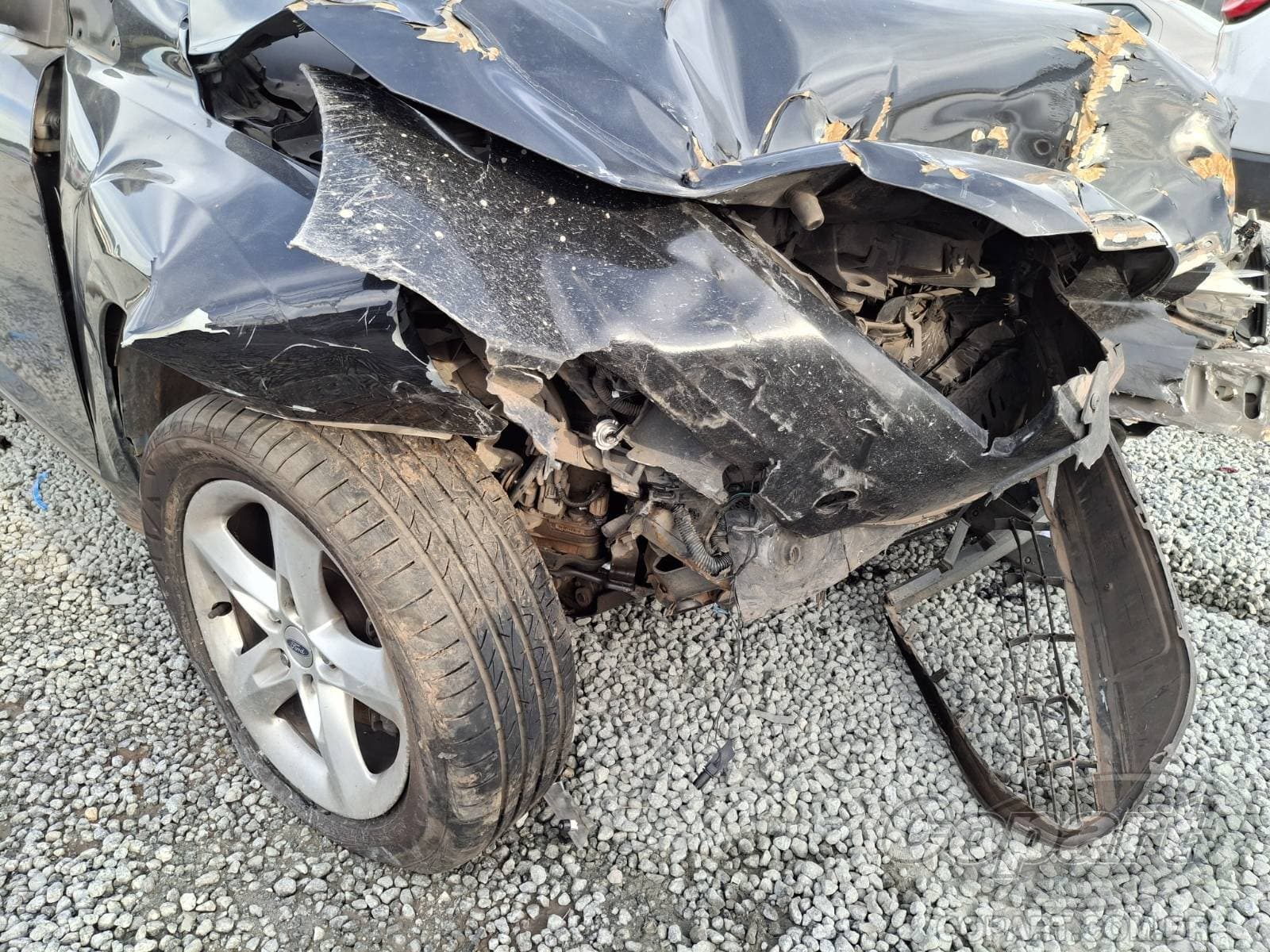 Ford Focus Sedan 2009 — foto 14