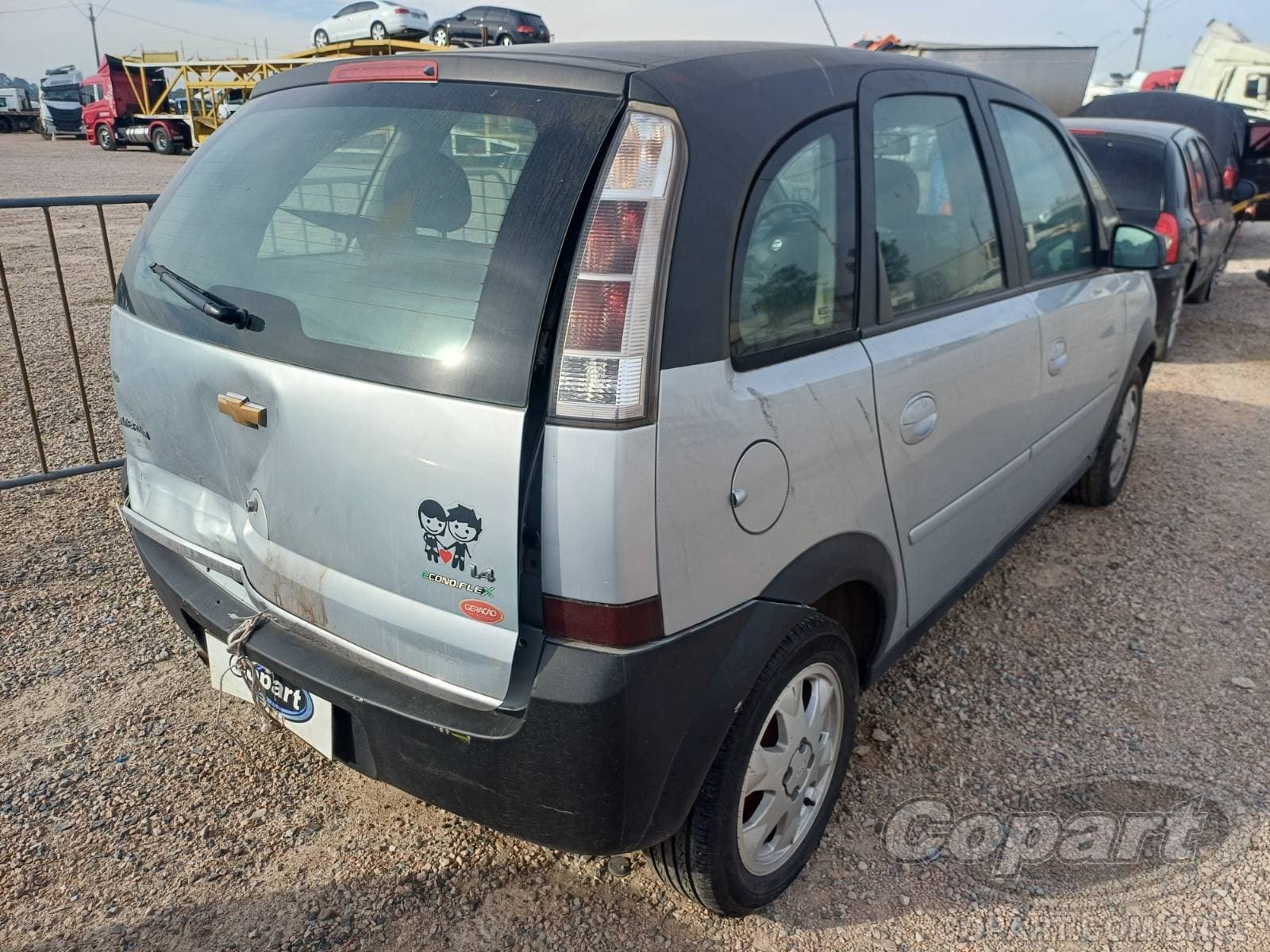 Chevrolet Meriva 2011 — foto 4