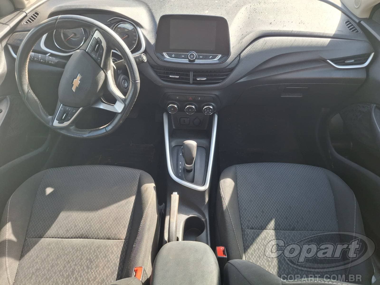 Chevrolet Onix 2020 — foto 9