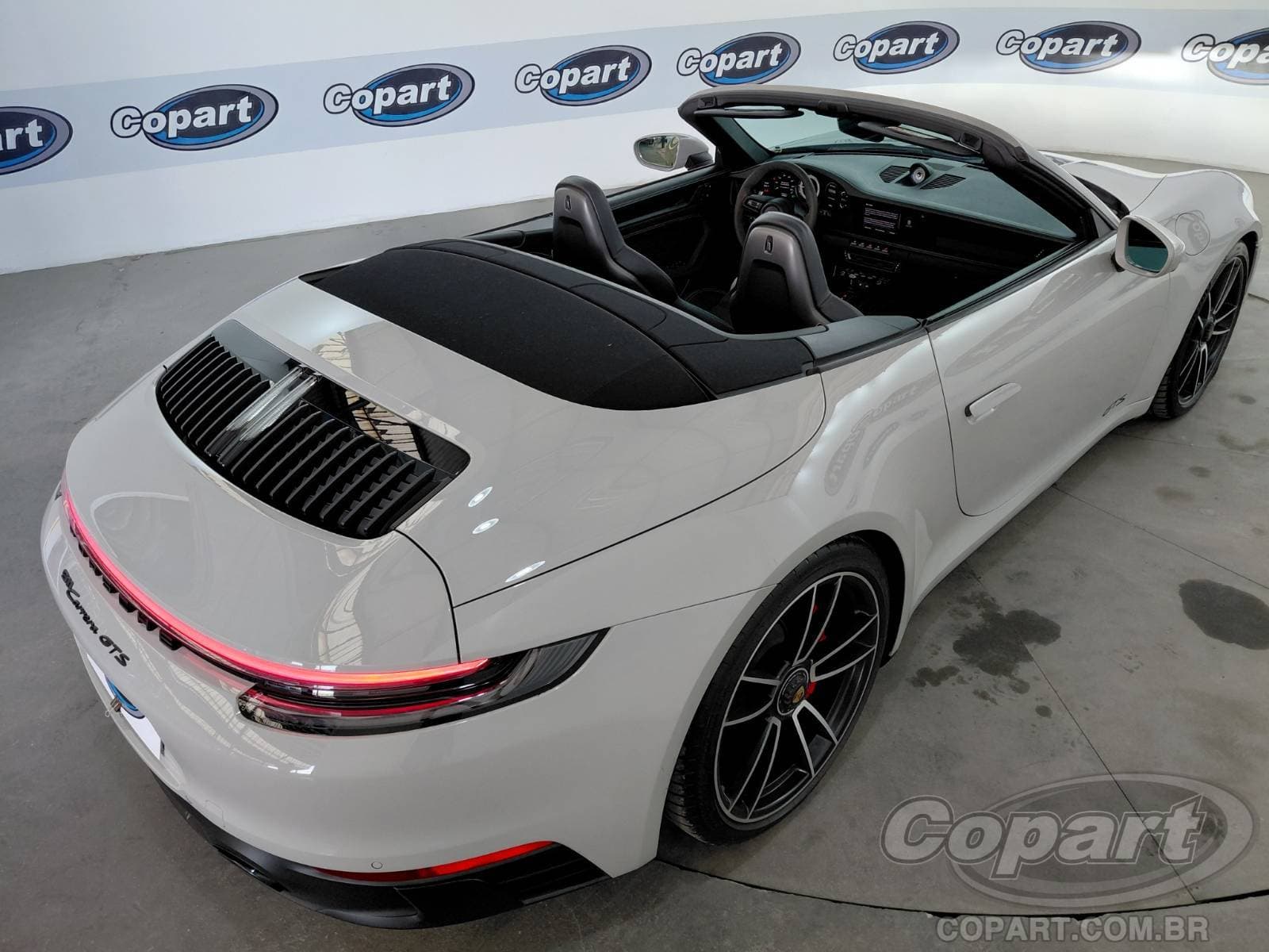 Porsche 911 Cabriolet 2024 — foto 11