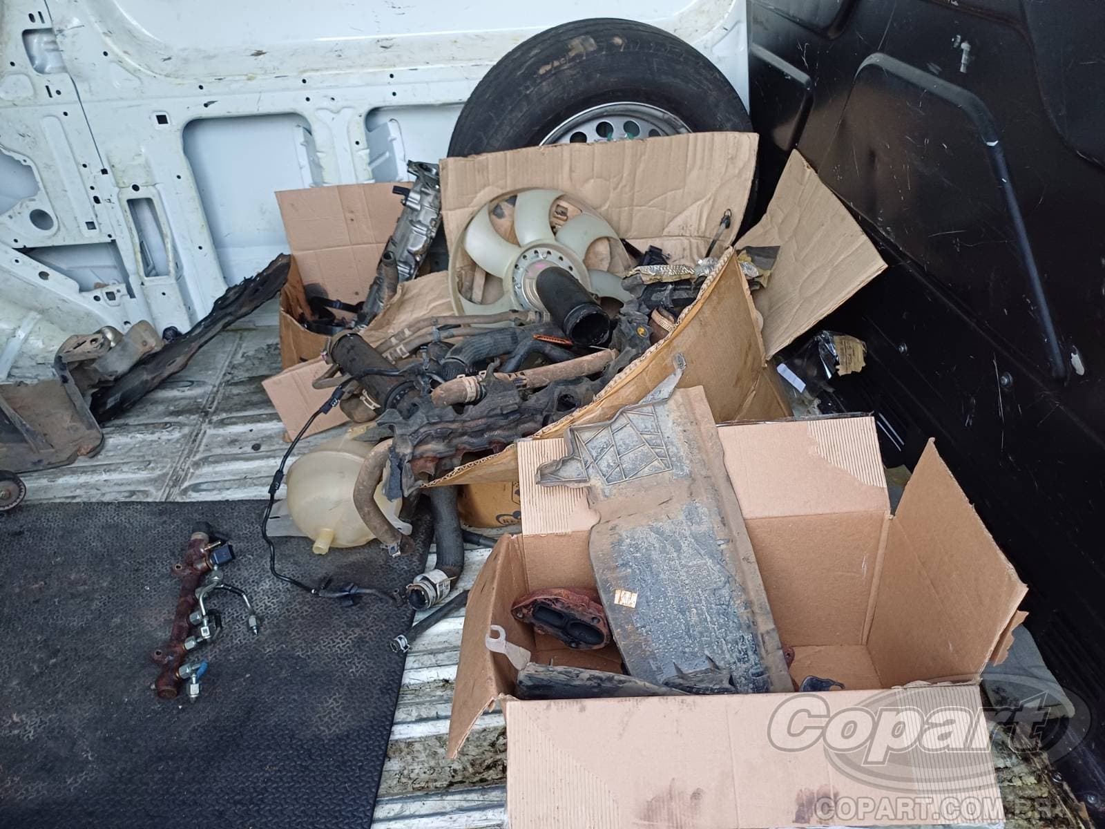 Ford Transit Furgao 2023 — foto 11