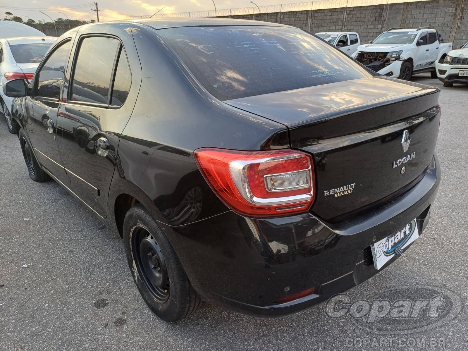 Renault Logan 2016 — foto 3