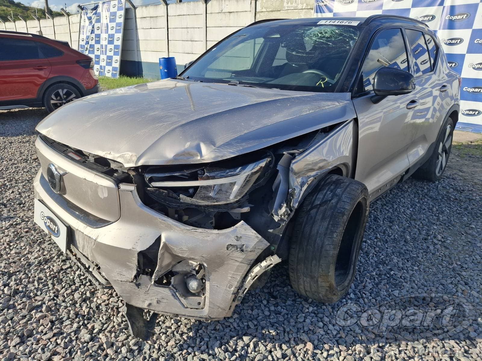 Volvo Xc40 2023 — foto 2
