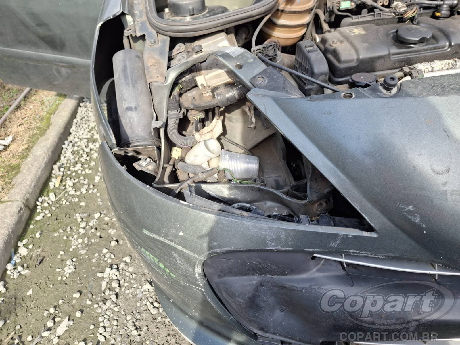 Peugeot 207 2011 — foto 11