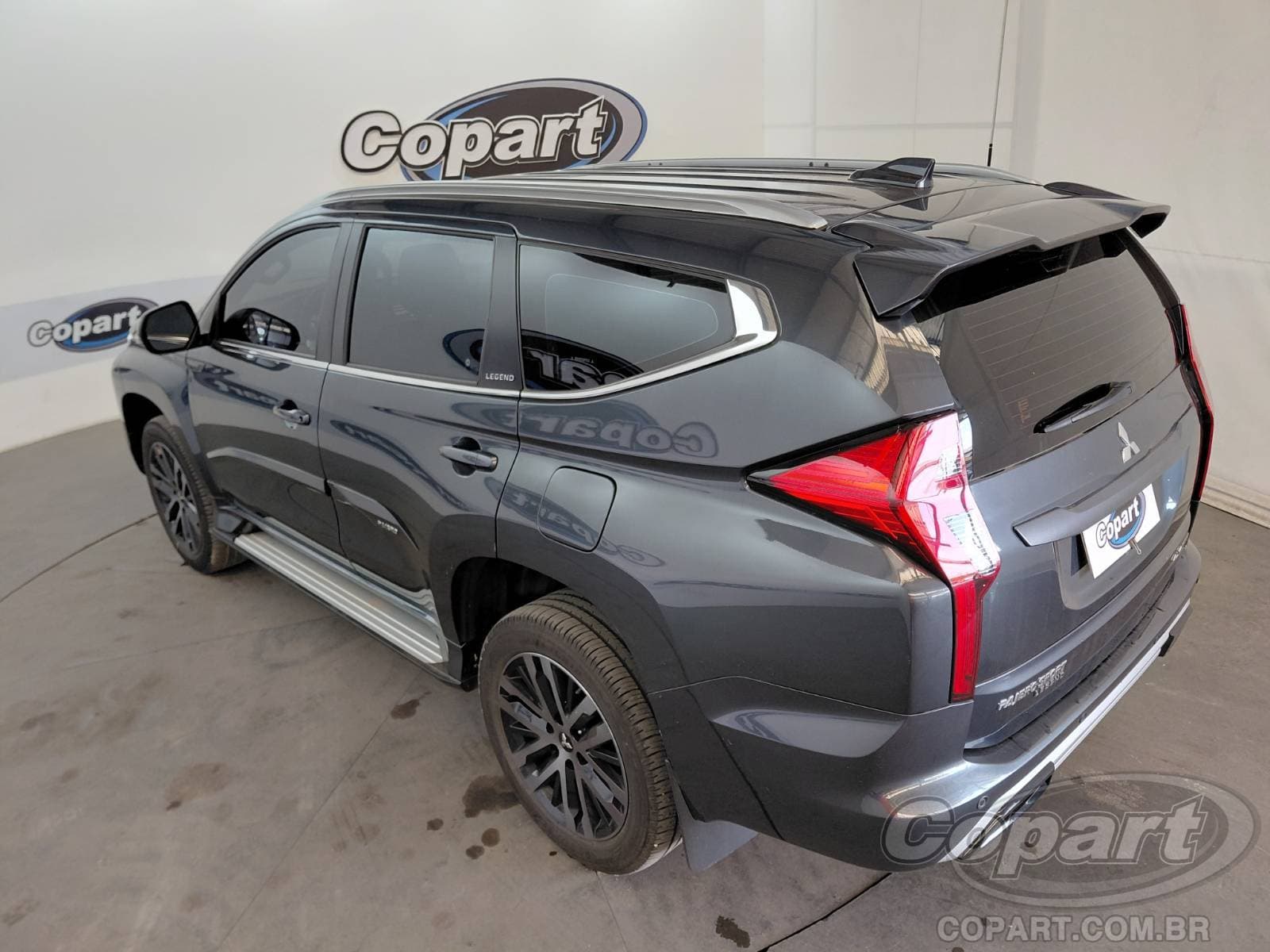 Mitsubishi Pajero Sport 2024 — foto 3