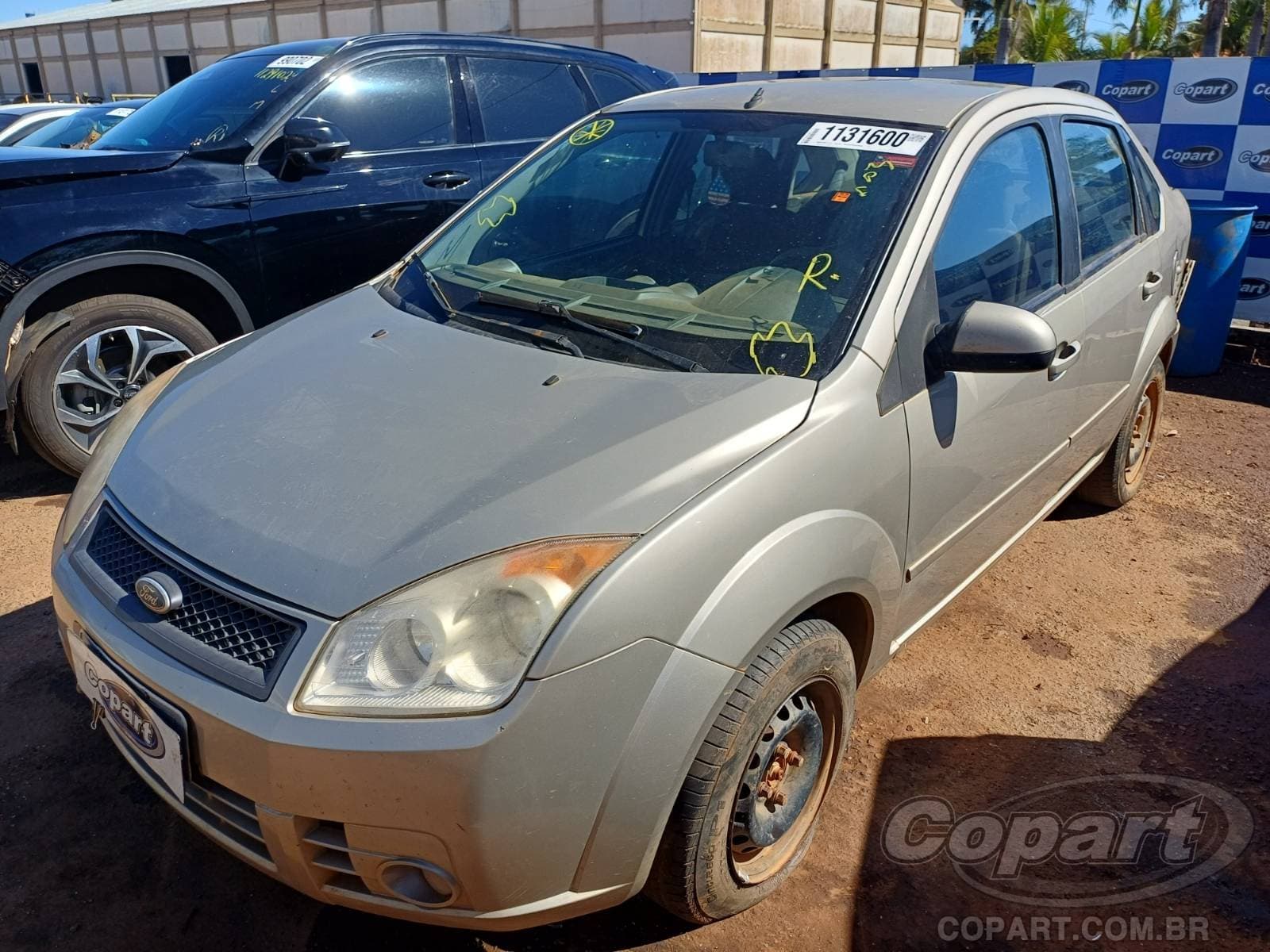 Ford Fiesta Sedan 2008 — foto 2