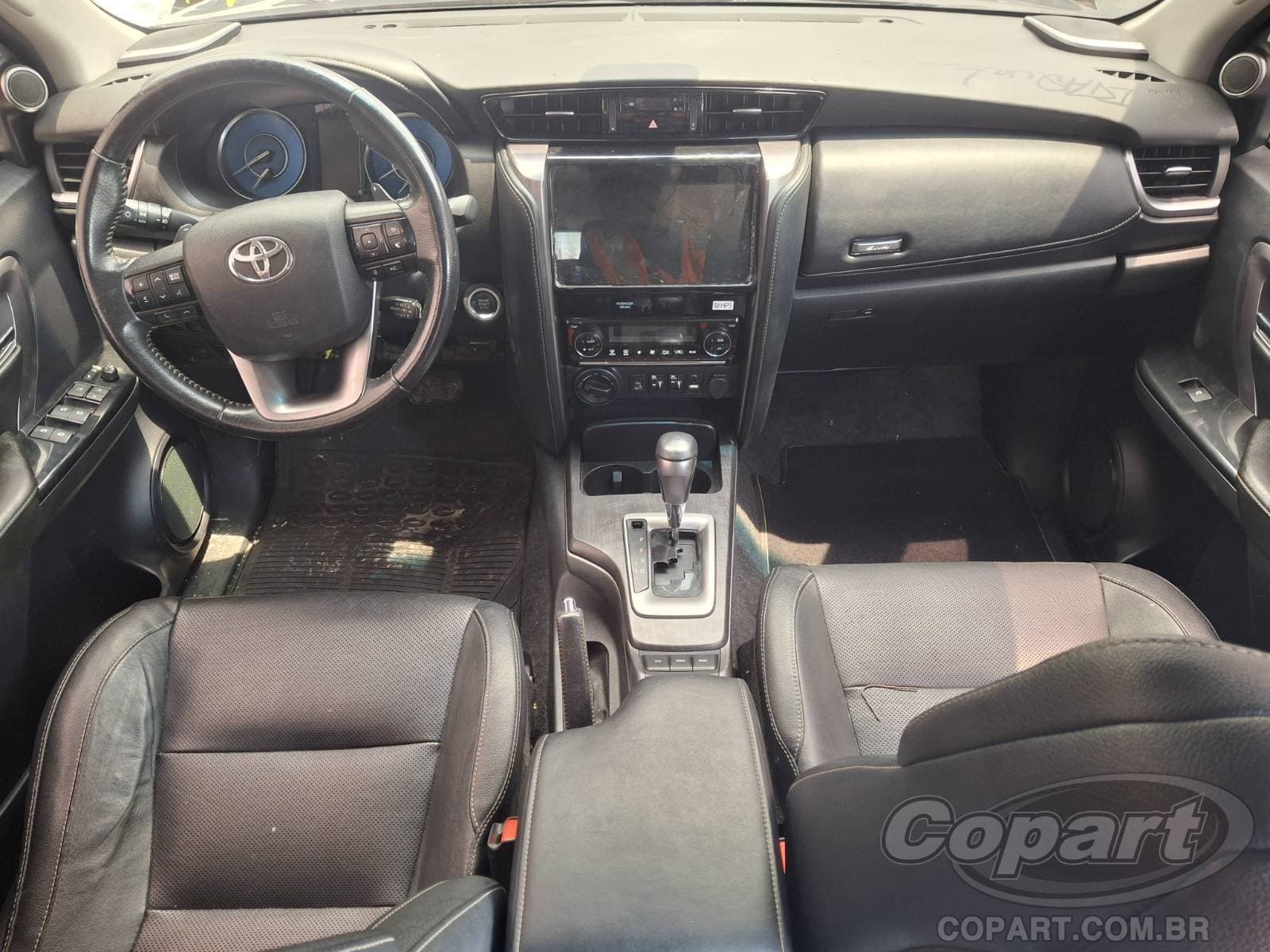 Toyota SW4 2022 — foto 9
