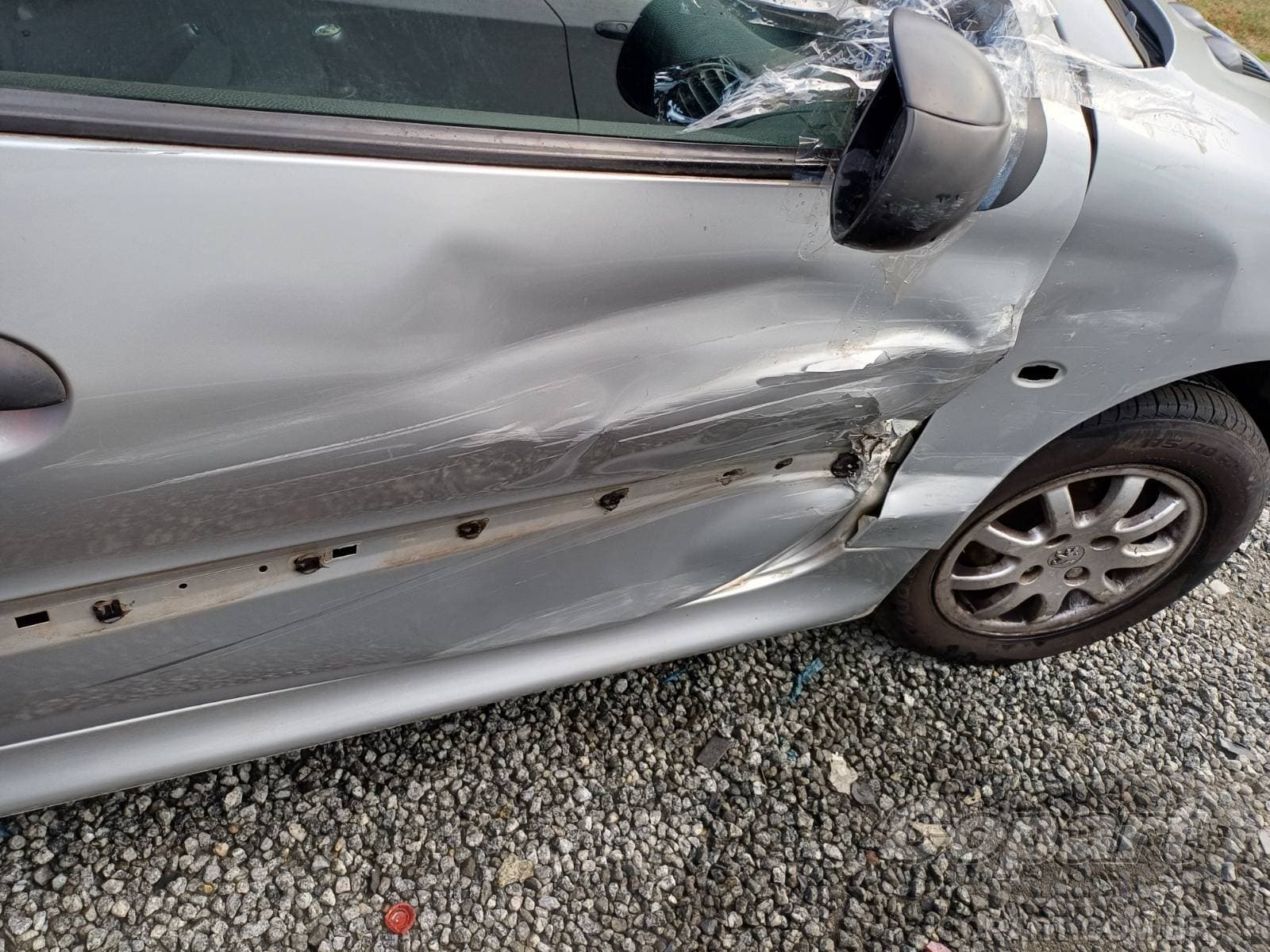 Peugeot 206 2008 — foto 11