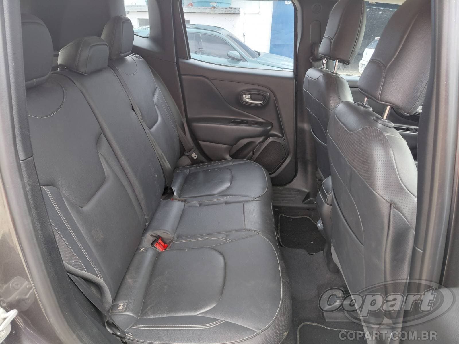 Jeep Renegade 2023 — foto 6