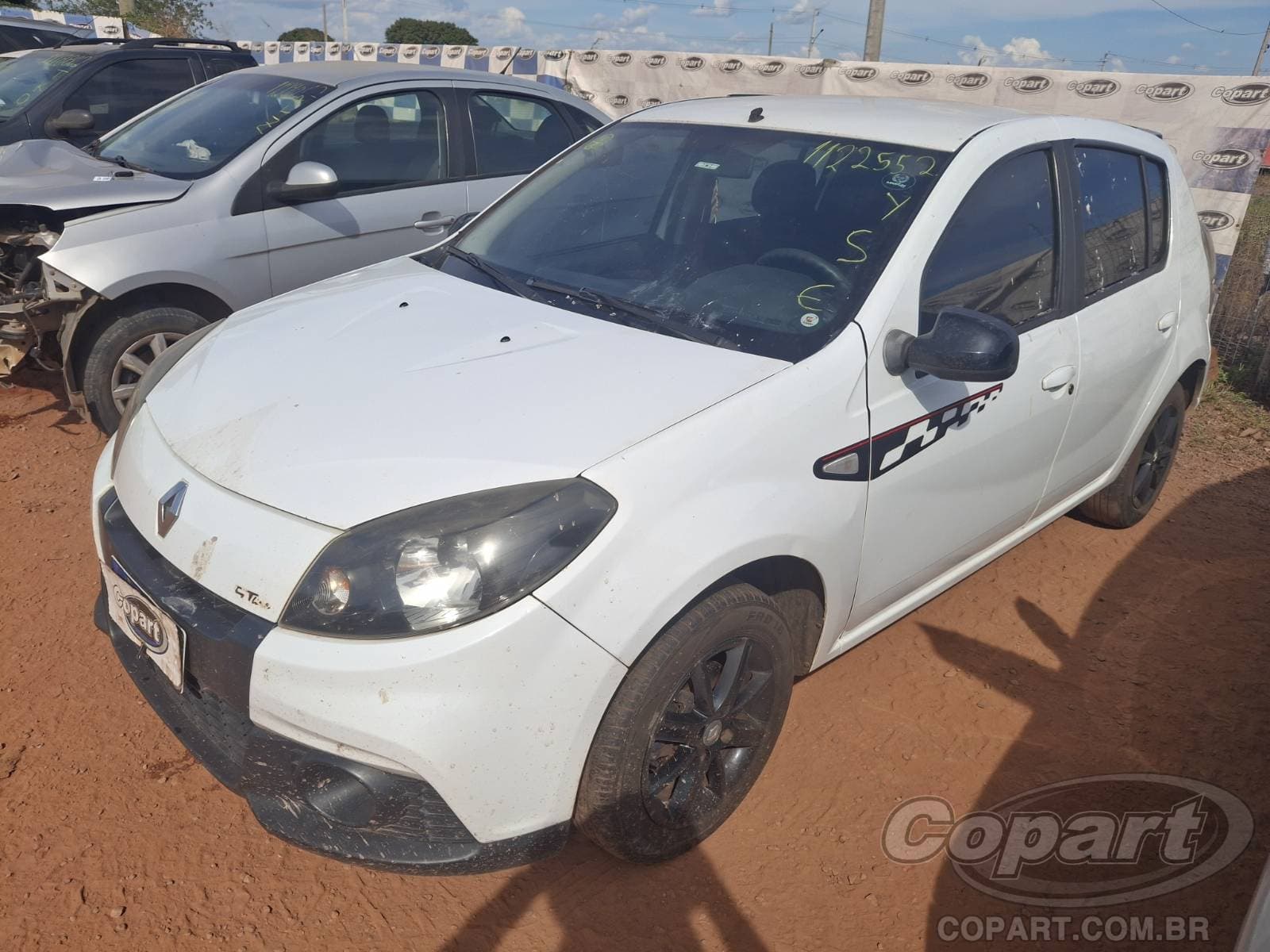 Renault Sandero 2014 — foto 2