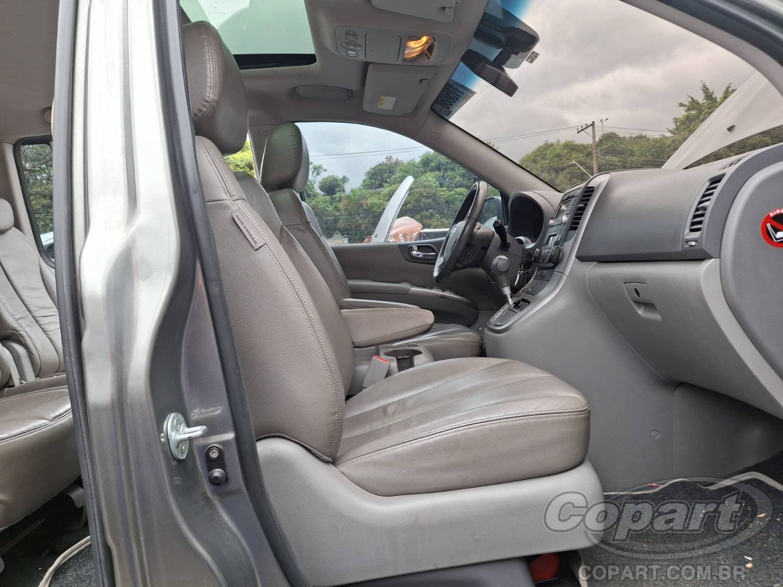 Kia Grand Carnival 2011 — foto 5
