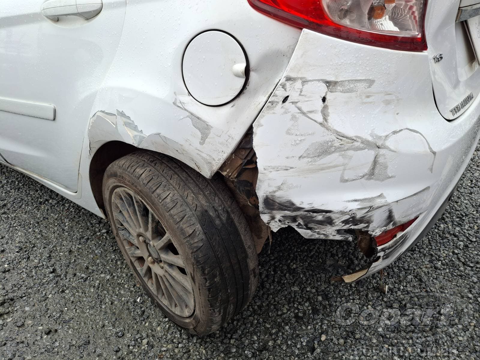 Ford Fiesta 2016 — foto 11