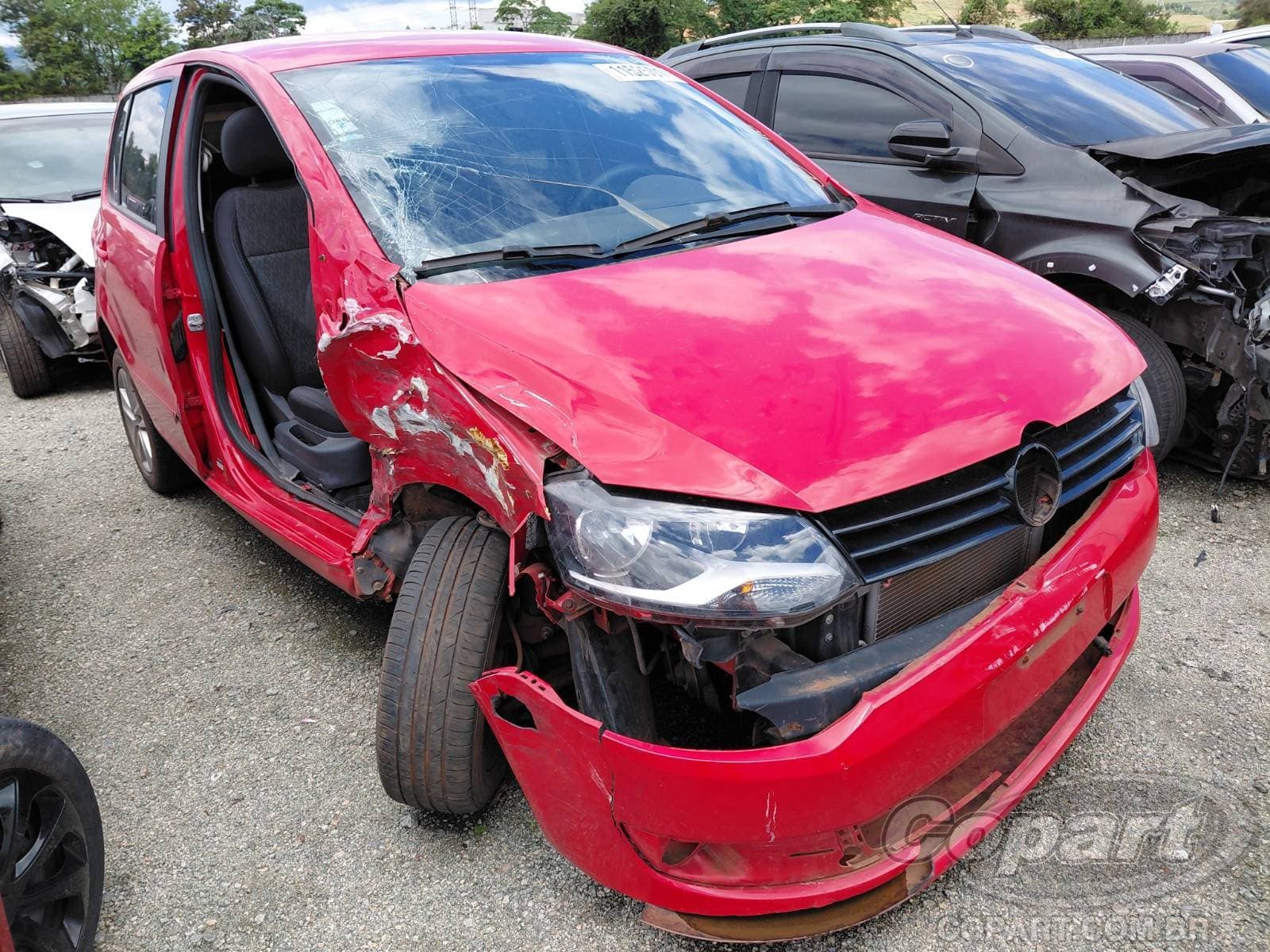 Volkswagen FOX 1.6 TOTAL FLEX 2013
