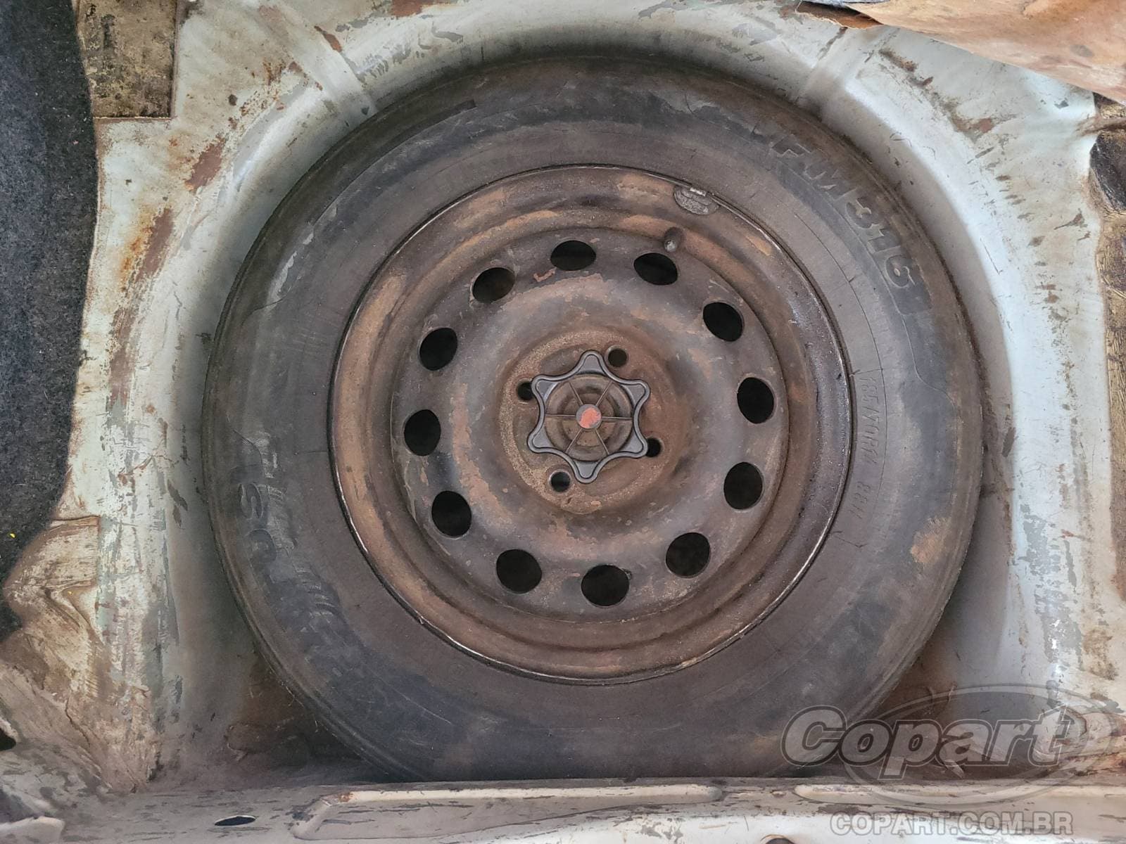 Ford Fiesta 2013 — foto 10