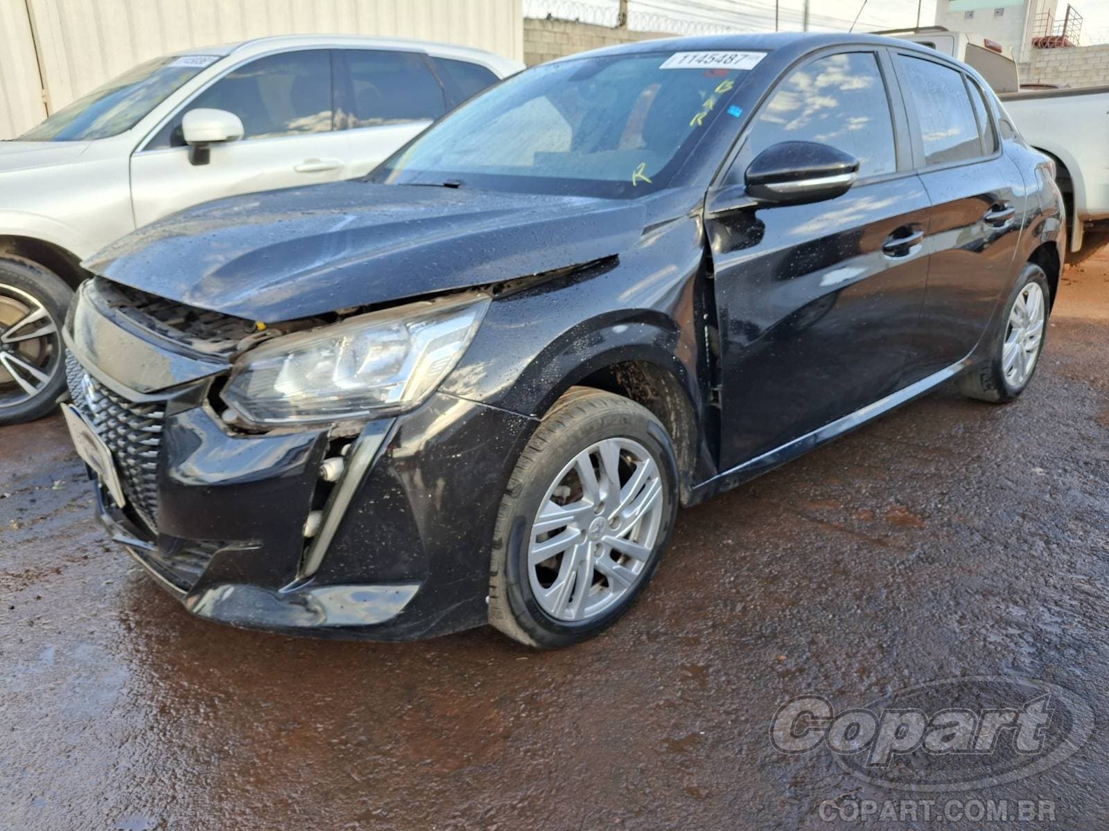 Peugeot 208 2021 — foto 2