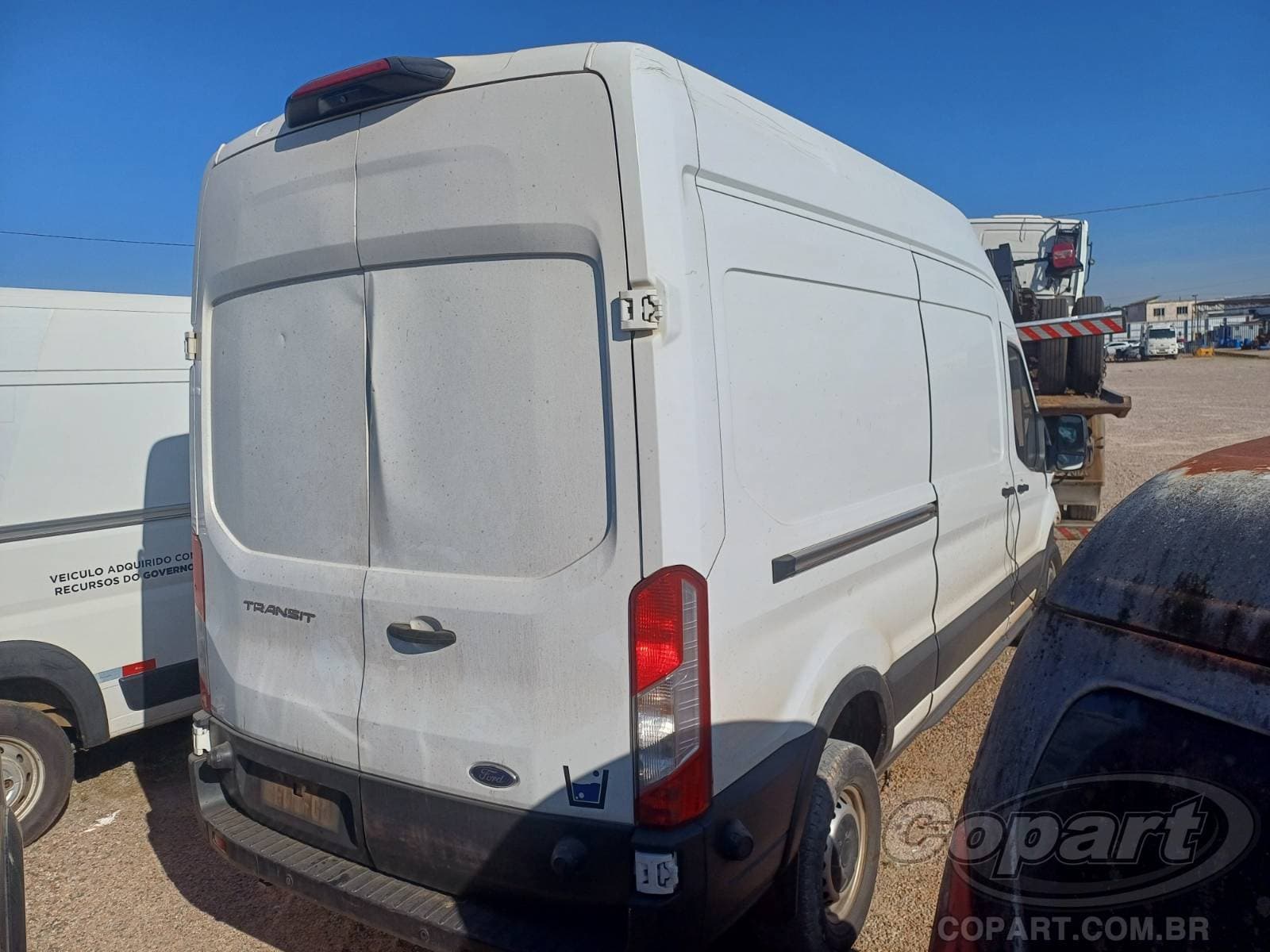 Ford Transit Furgao 2023 — foto 4