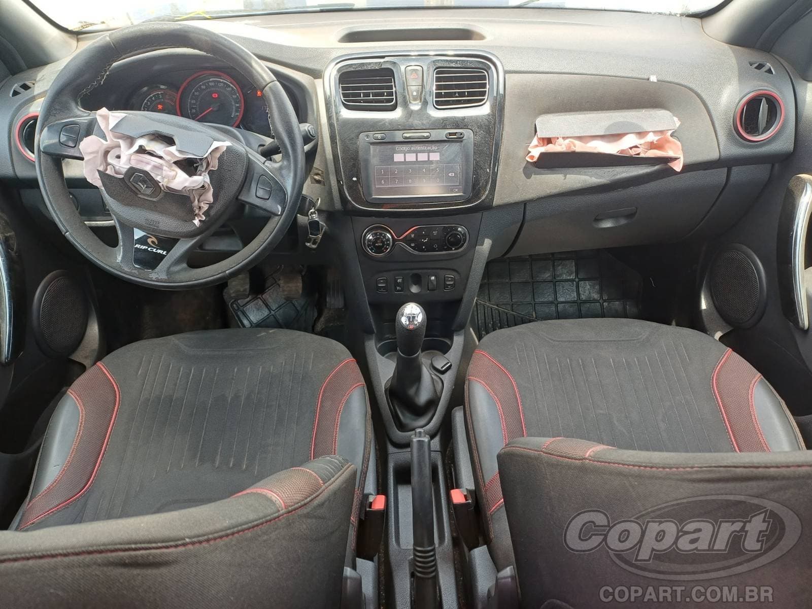 Renault Sandero 2017 — foto 9