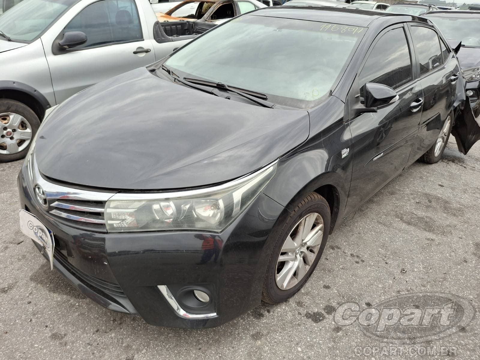 Toyota Corolla 2015 — foto 2