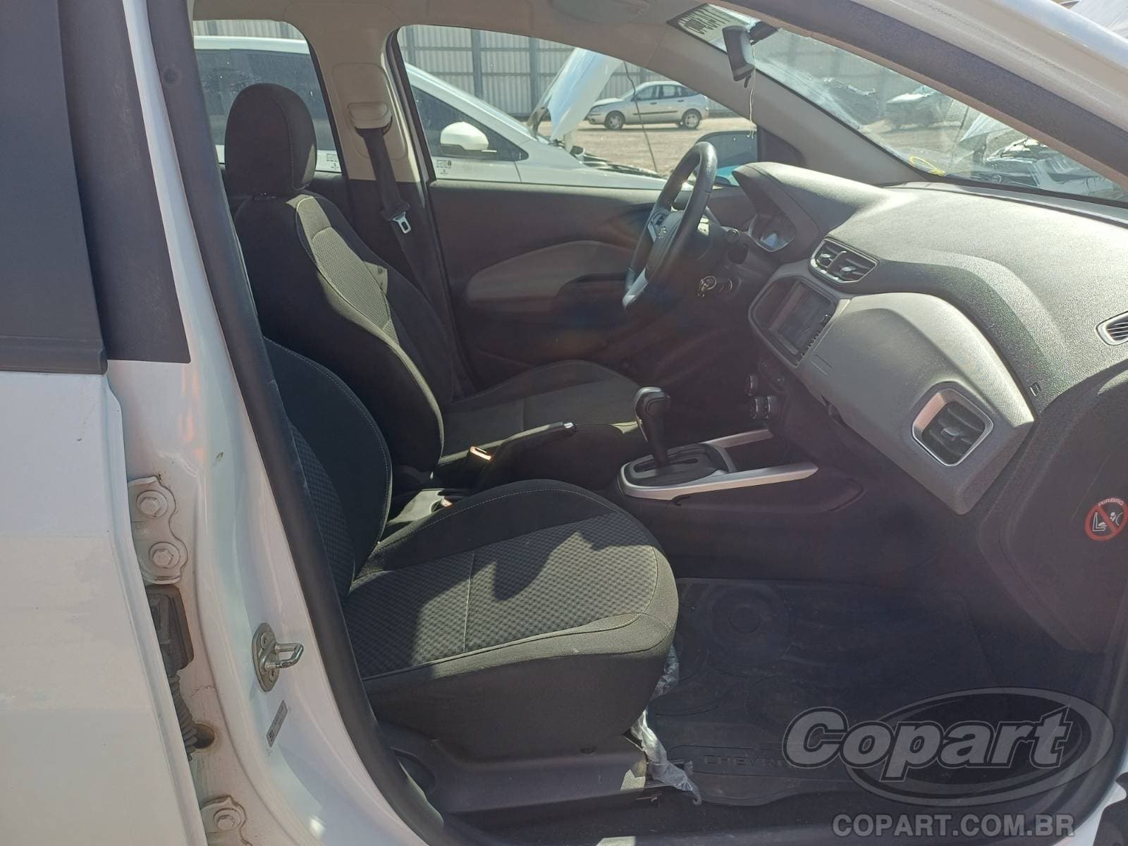 Chevrolet Onix 2017 — foto 5