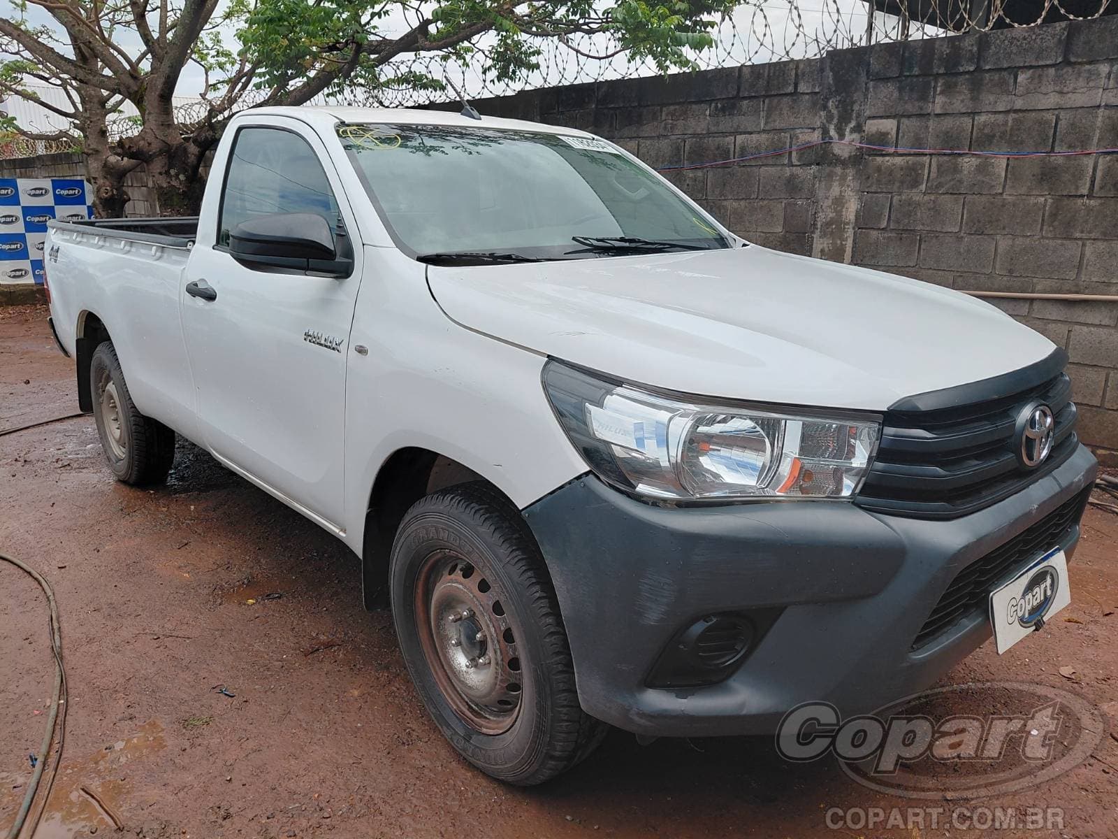 Toyota Hilux CS 2023 — foto 1