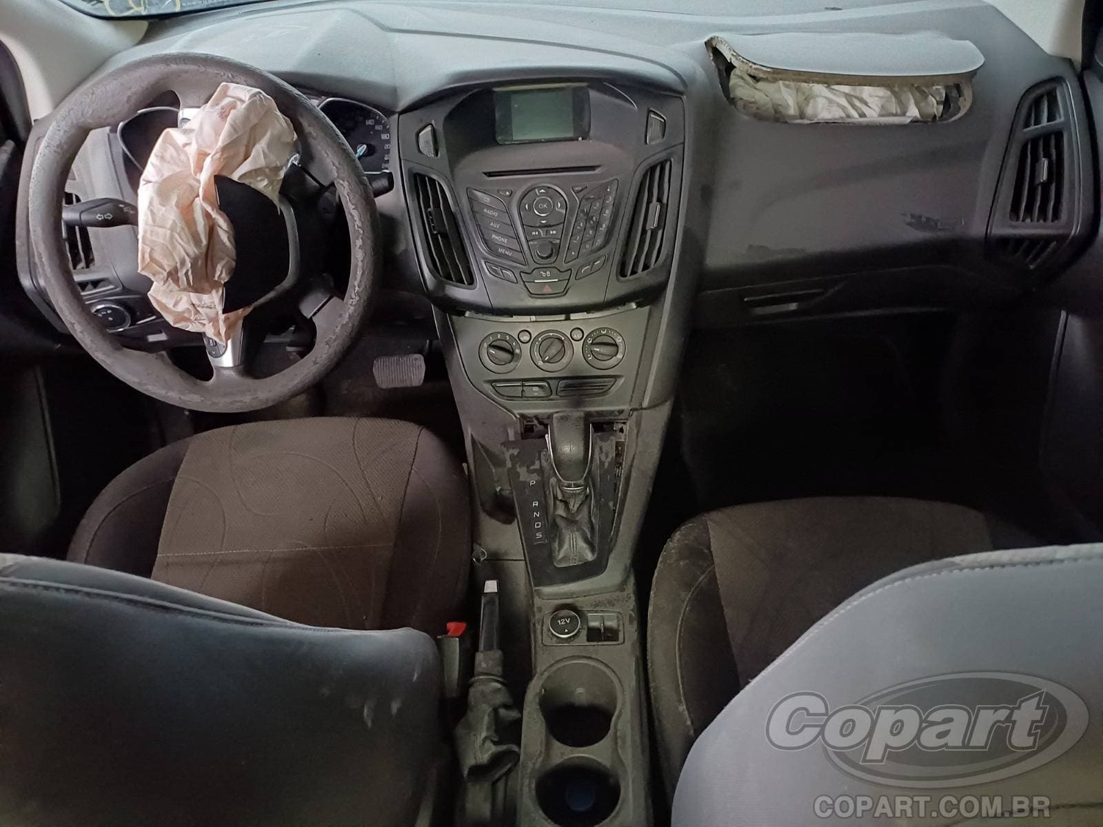 Ford Focus Sedan 2014 — foto 9