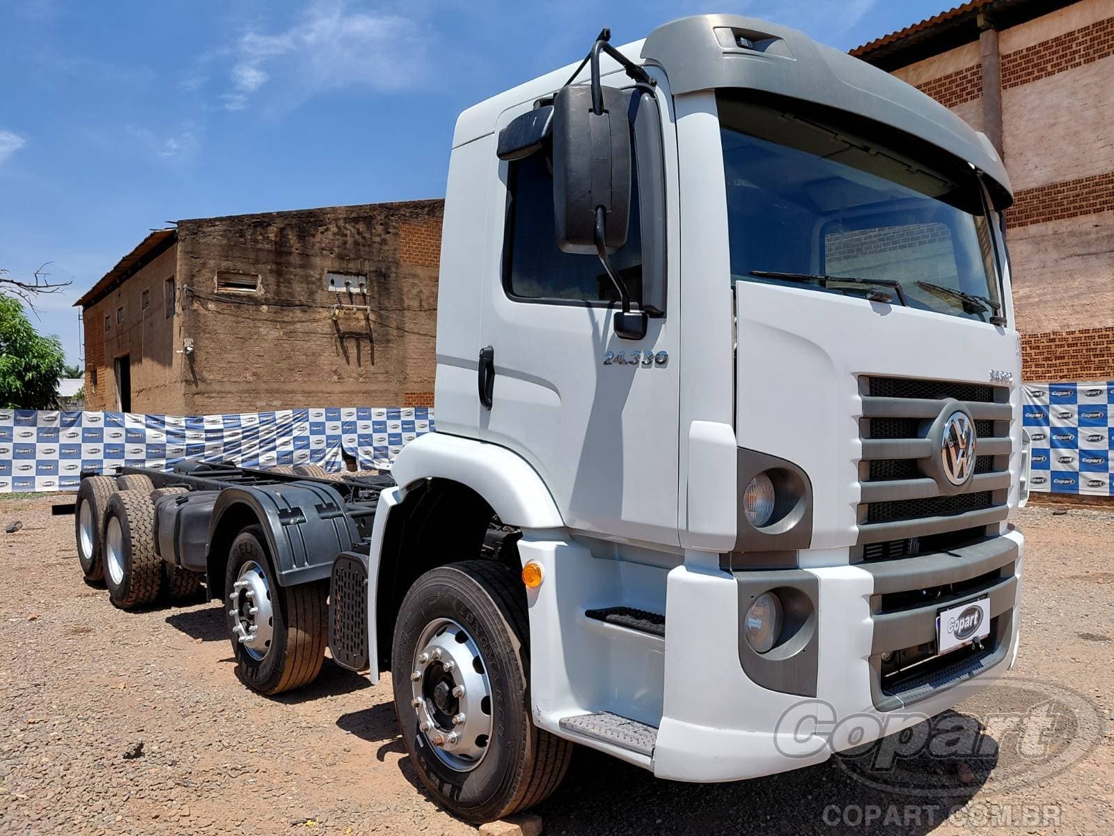 Volkswagen Constellation 8.9 I6 2019