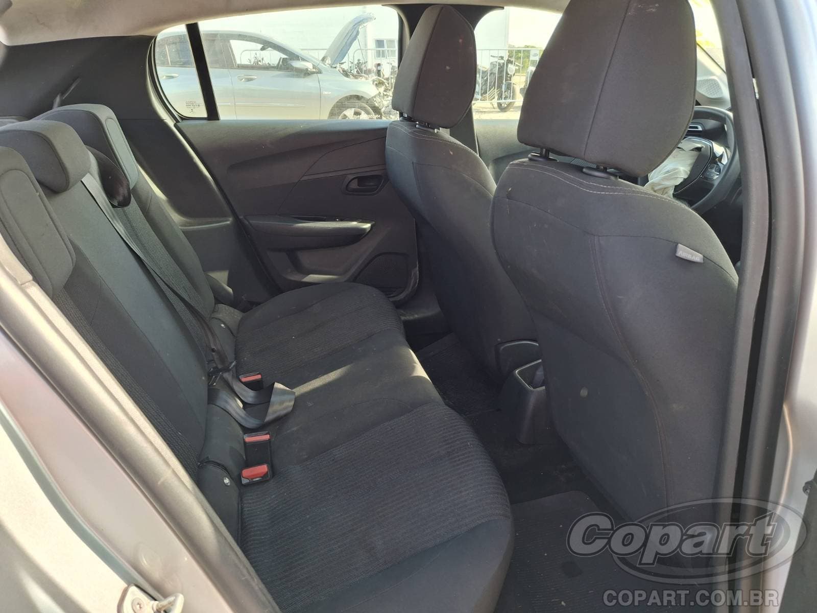 Peugeot 208 2022 — foto 6