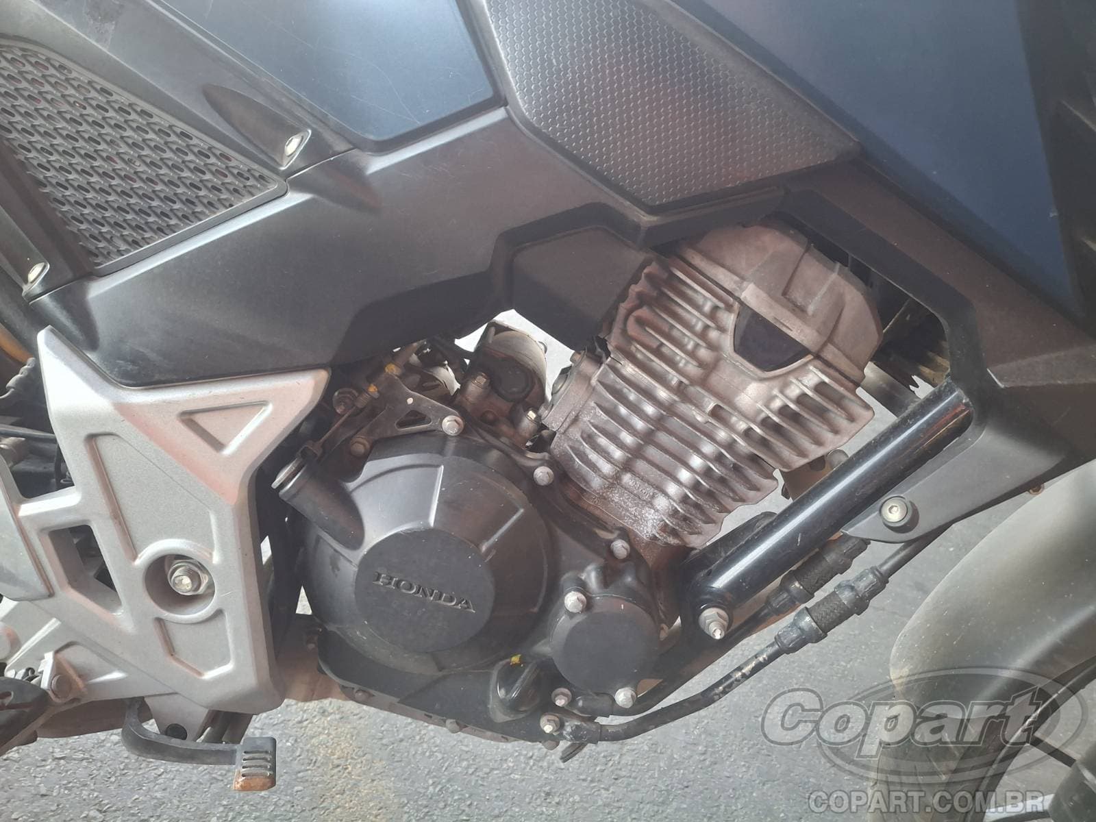 Honda CB 300f 2025 — foto 5