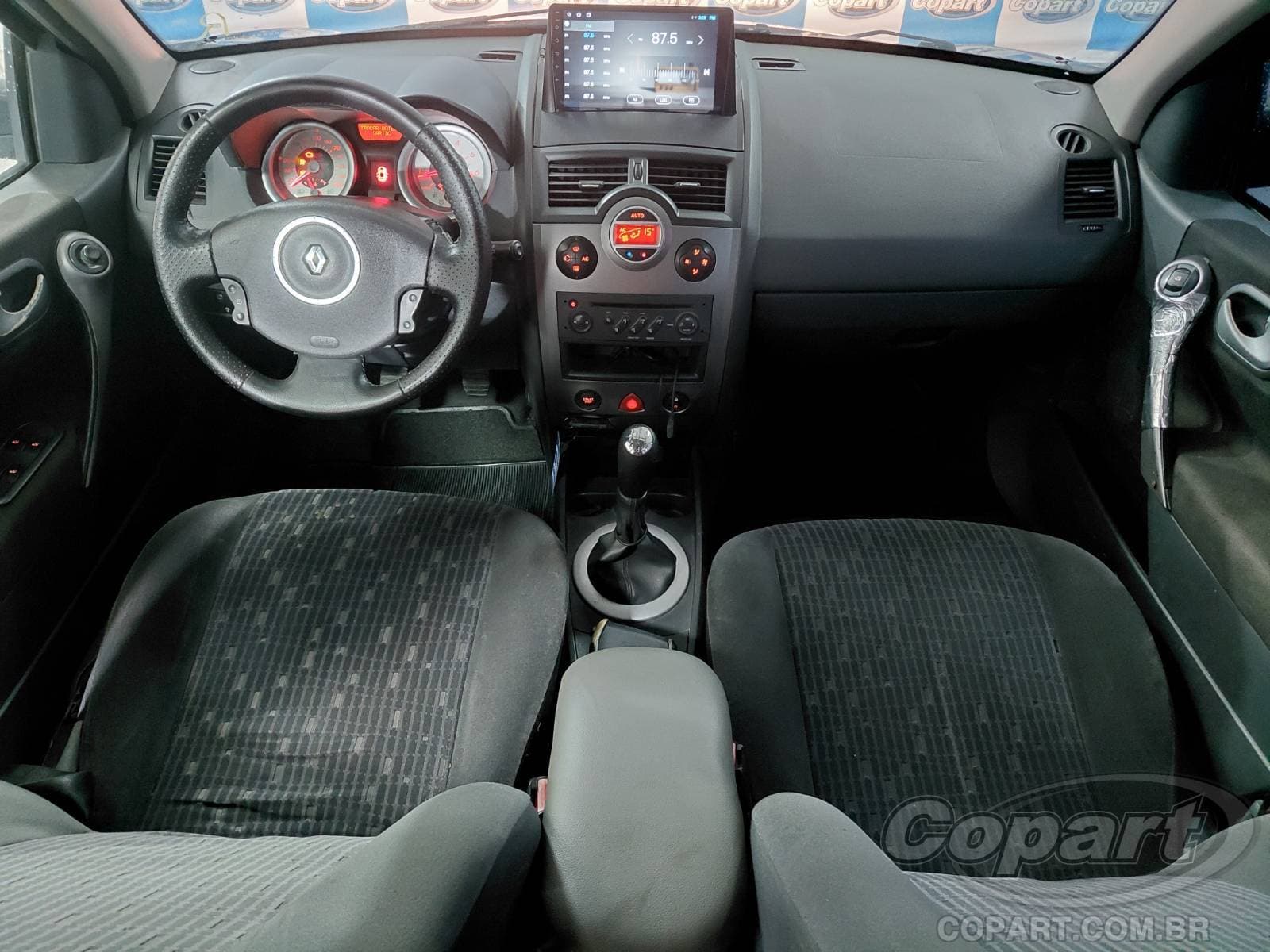 Renault Megane Grand Tour 2012 — foto 9