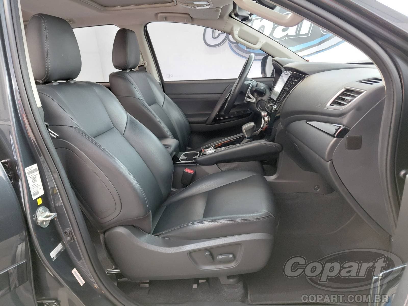 Mitsubishi Pajero Sport 2024 — foto 5