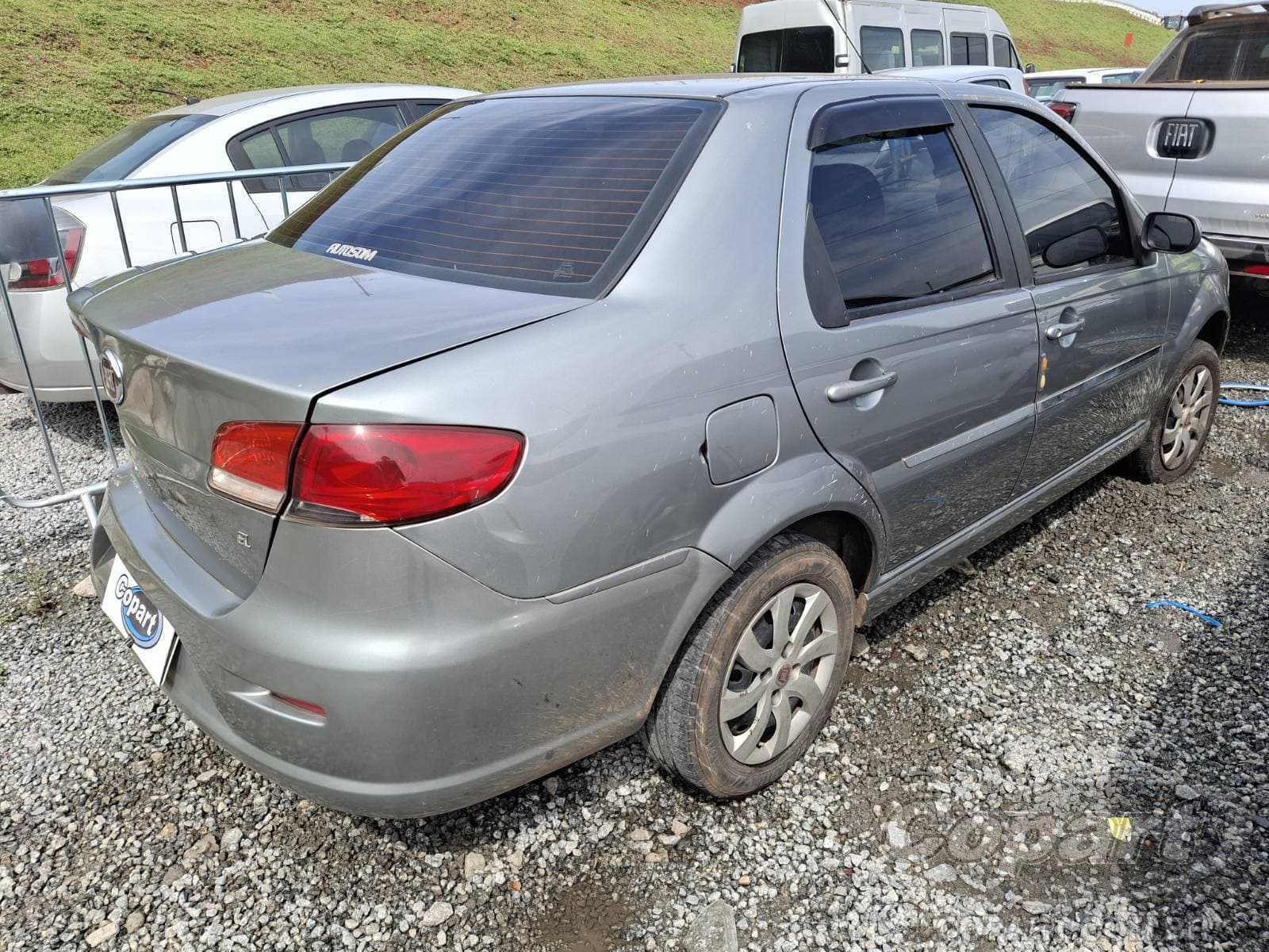 Fiat Siena 2010 — foto 4