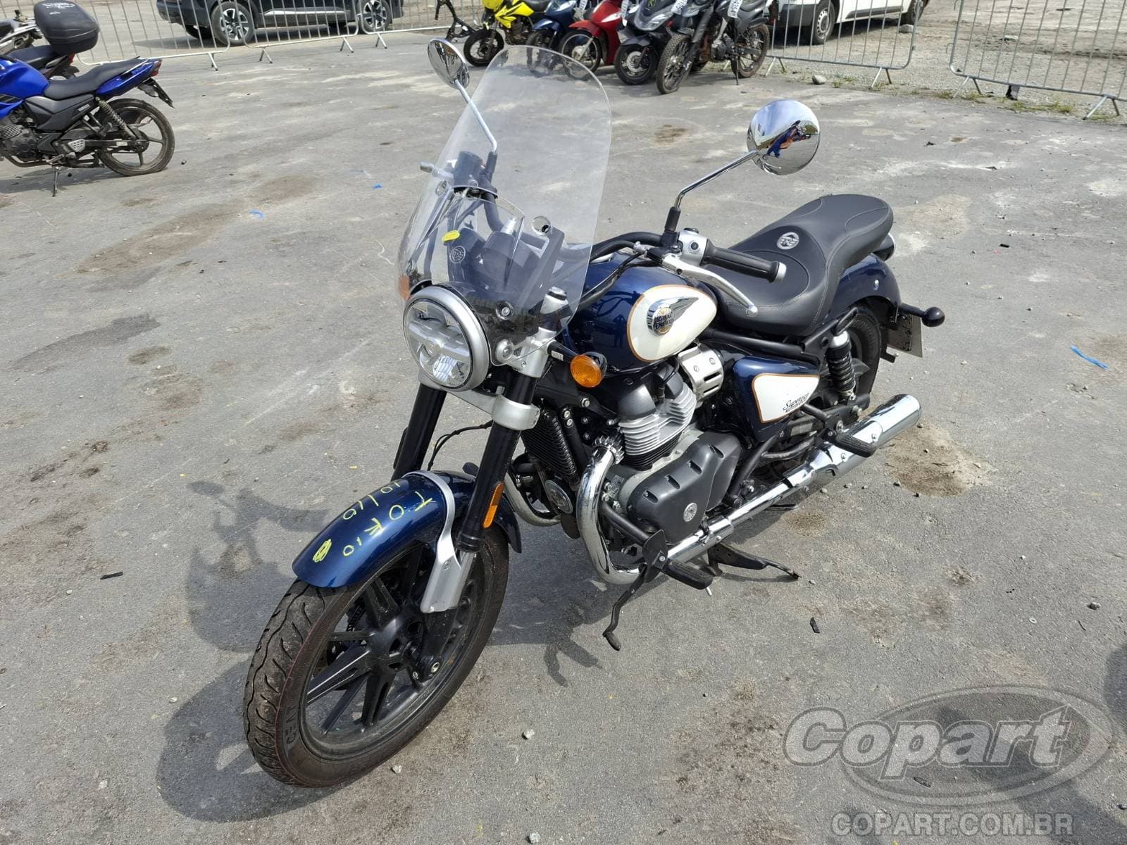 Royal Enfield Super Meteor 2026 — foto 2