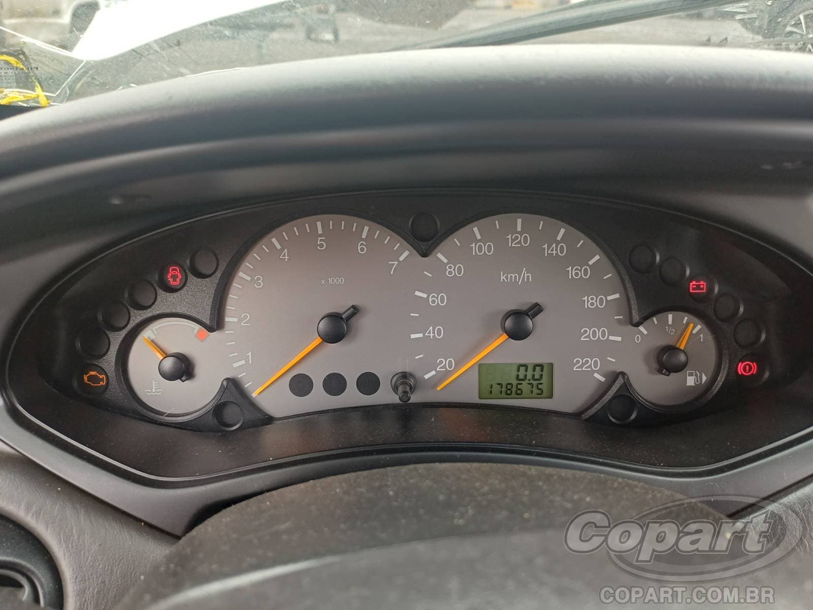 Ford Focus Sedan 2006 — foto 8