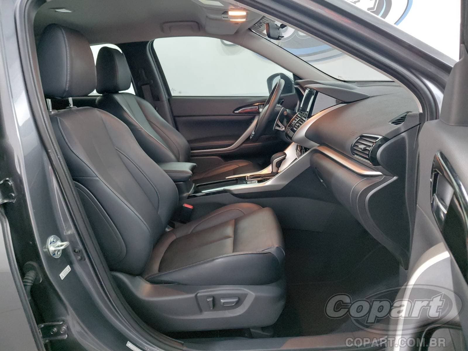 Mitsubishi Eclipse Cross 2025 — foto 5