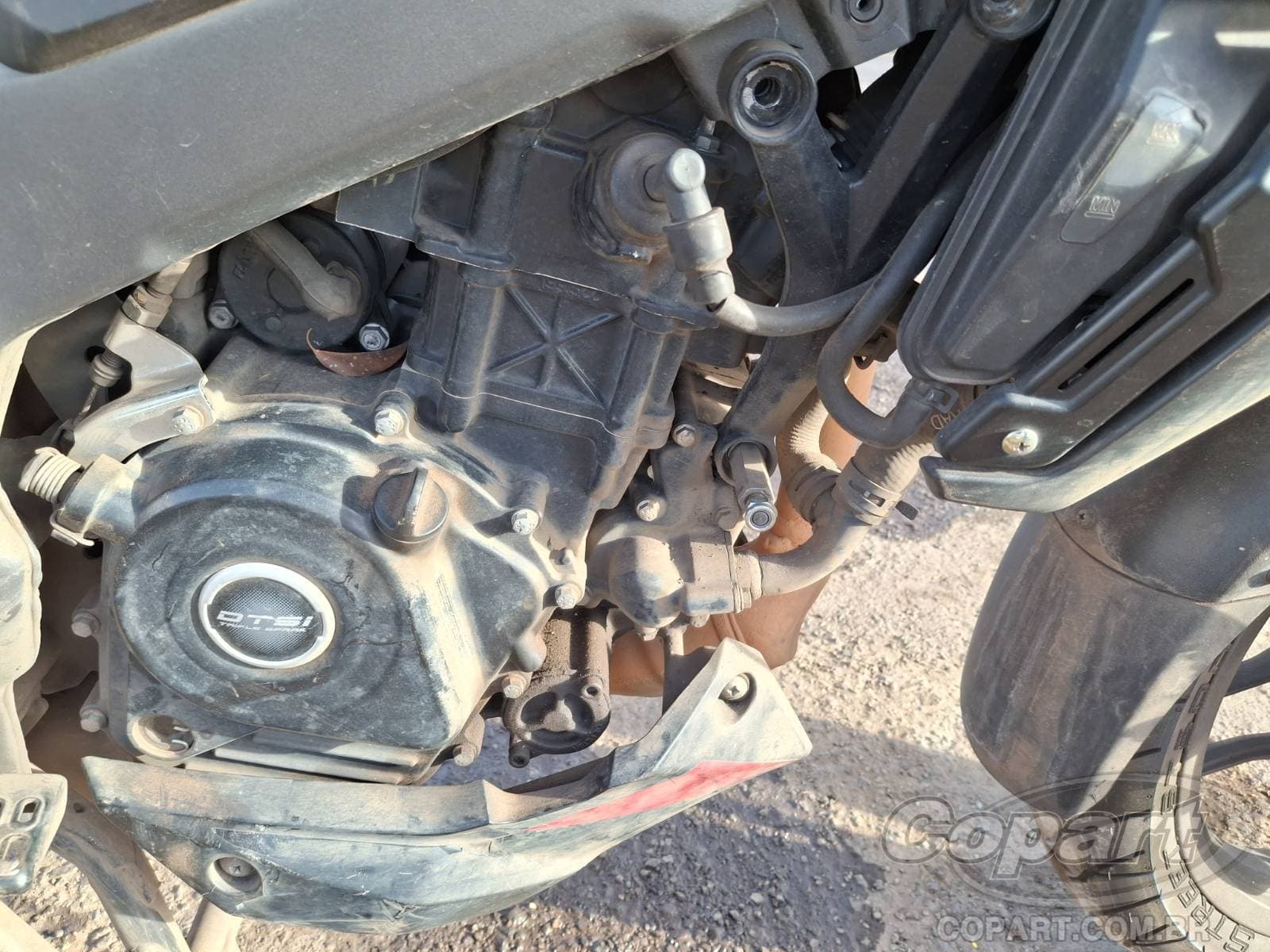 Bajaj Dominar 2025 — foto 6